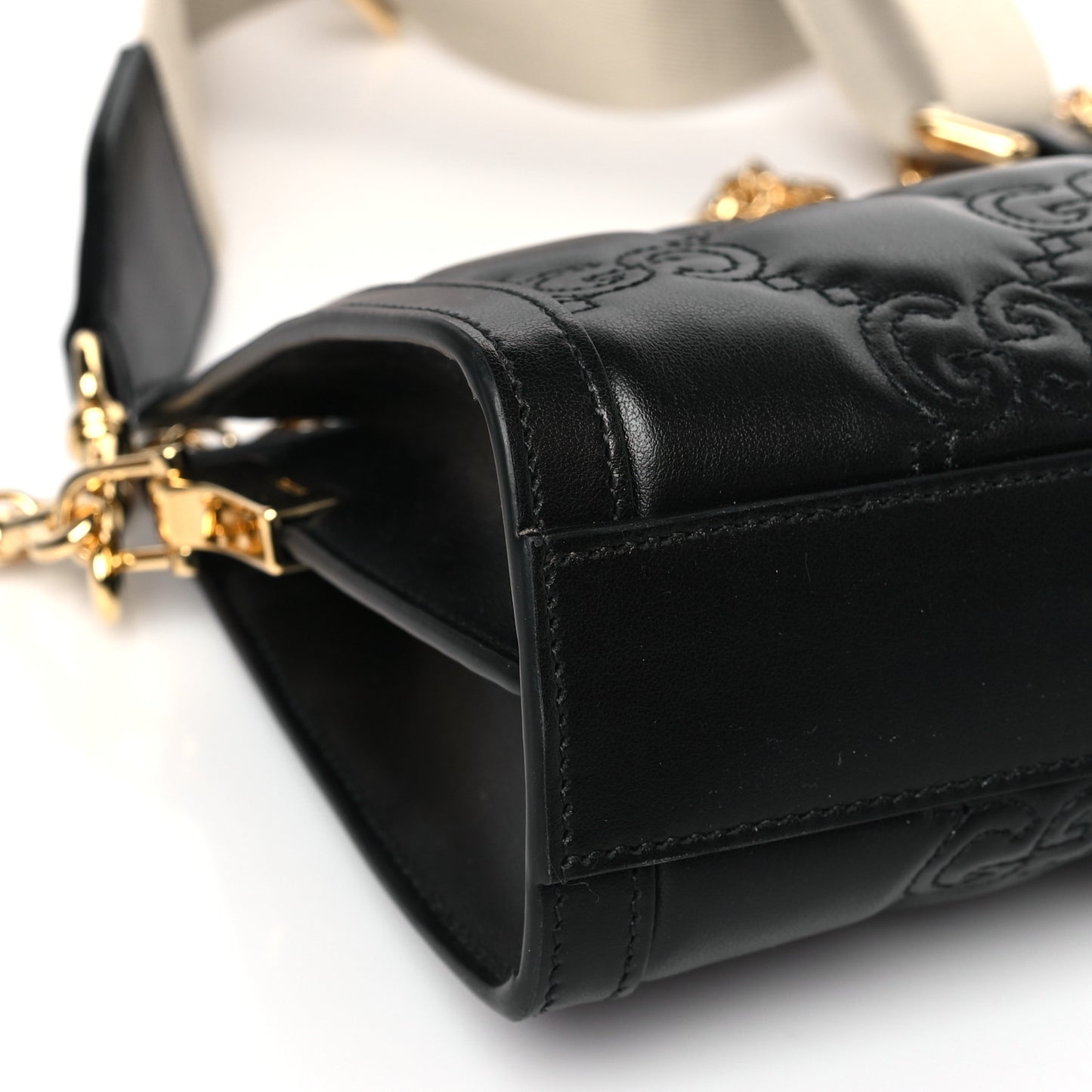 Calfskin GG Matelasse Small Slim Chain Shoulder Bag Black Natural