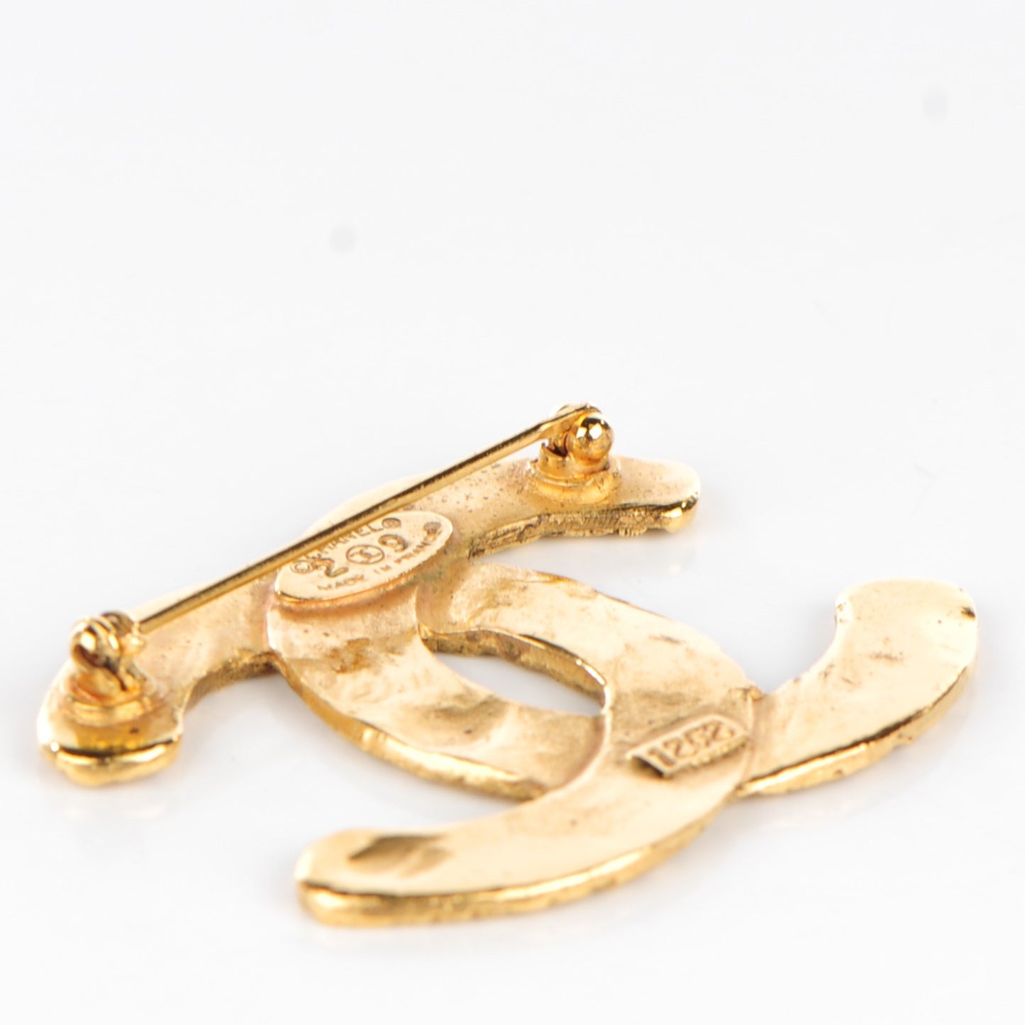 Large CC Brooch Gold