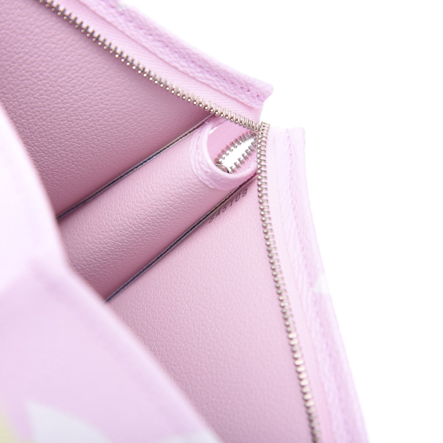 Louis Vuitton Monogram Escale Toiletry Pouch 26 Pastel 8 of 8