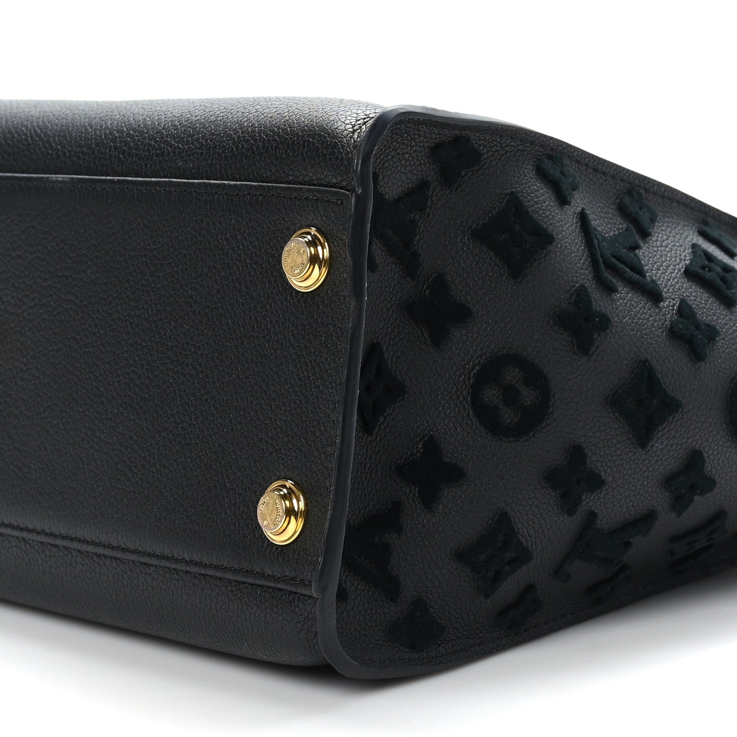 Calfskin Monogram Tufting On My Side Black
