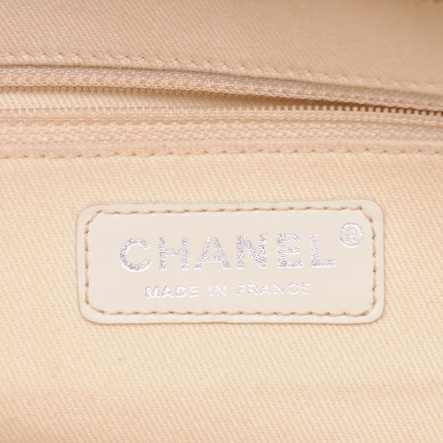 Calfskin Large Diamond Stitch Tote White