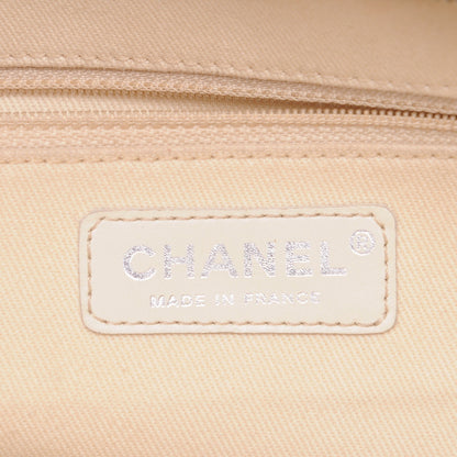 Chanel Calfskin Large Diamond Stitch Tote White 6 of 10