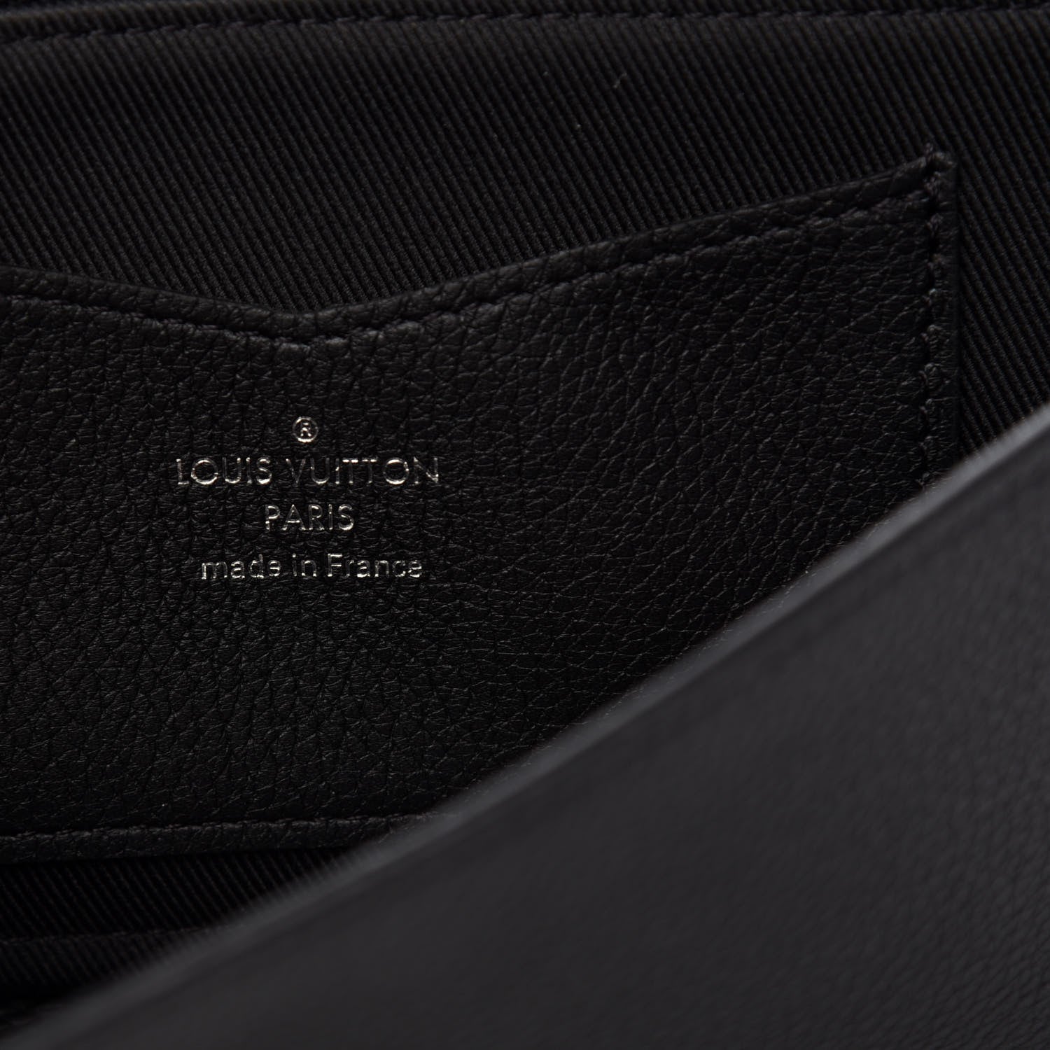 Louis Vuitton Calfskin Lockme II Wallet Black 6 of 8