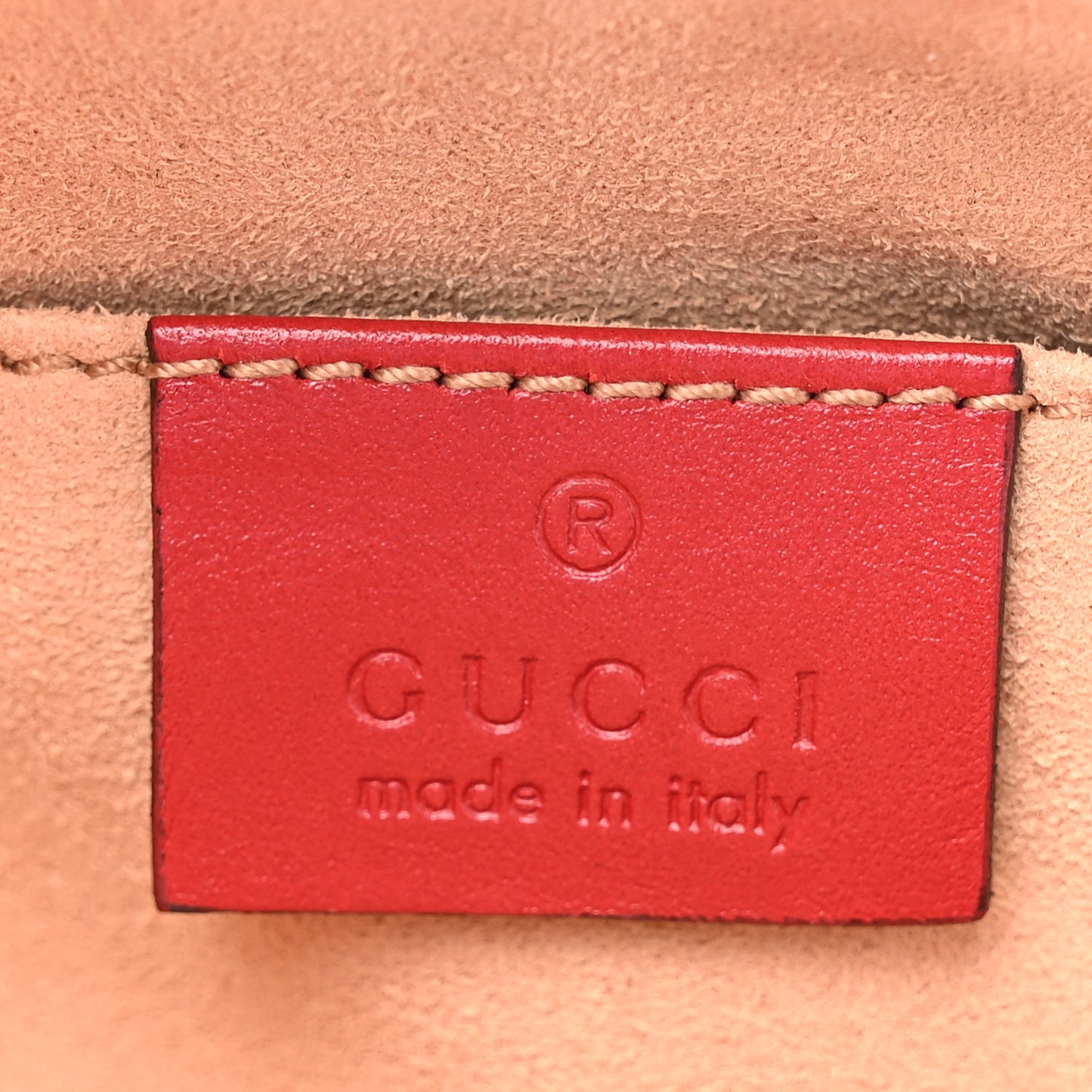 Calfskin Matelasse GG Marmont Cosmetic Case Hibiscus Red