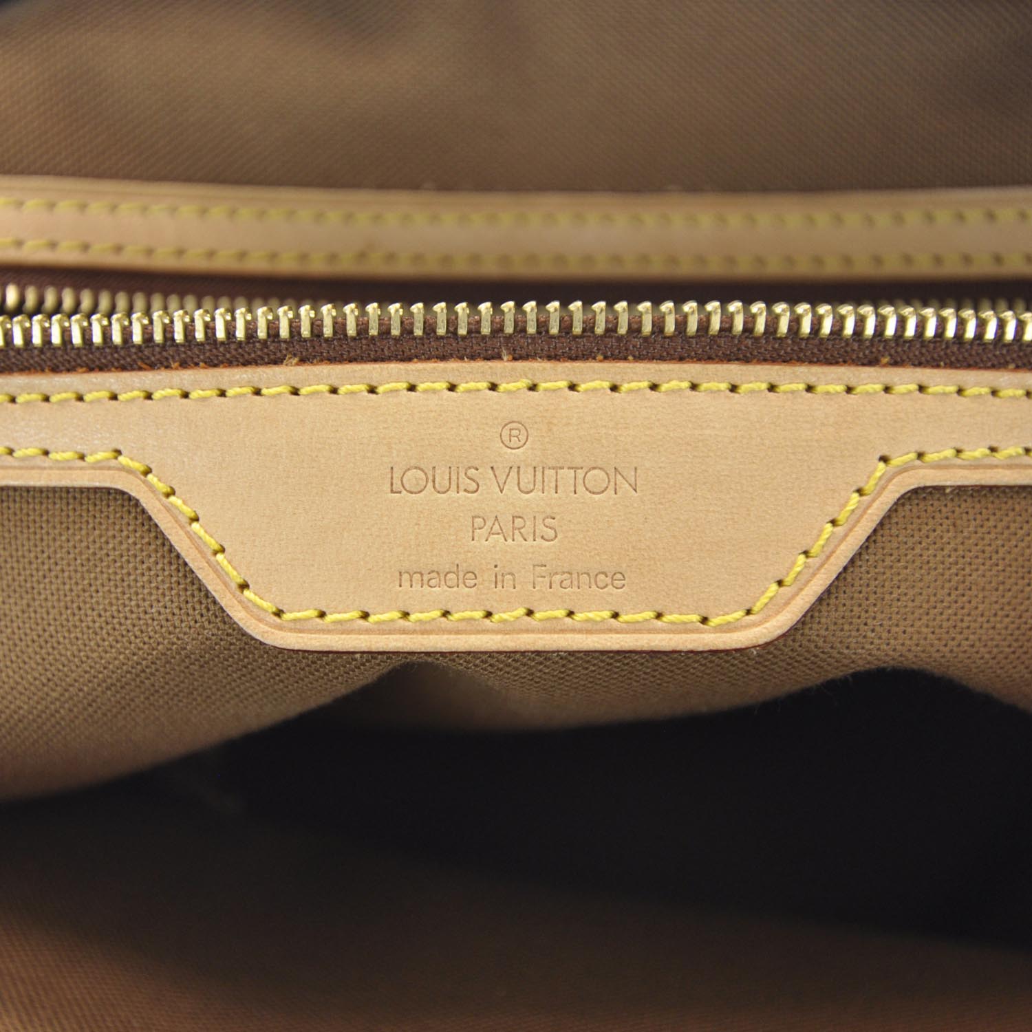 Louis Vuitton Monogram Cabas Mezzo 8 of 9