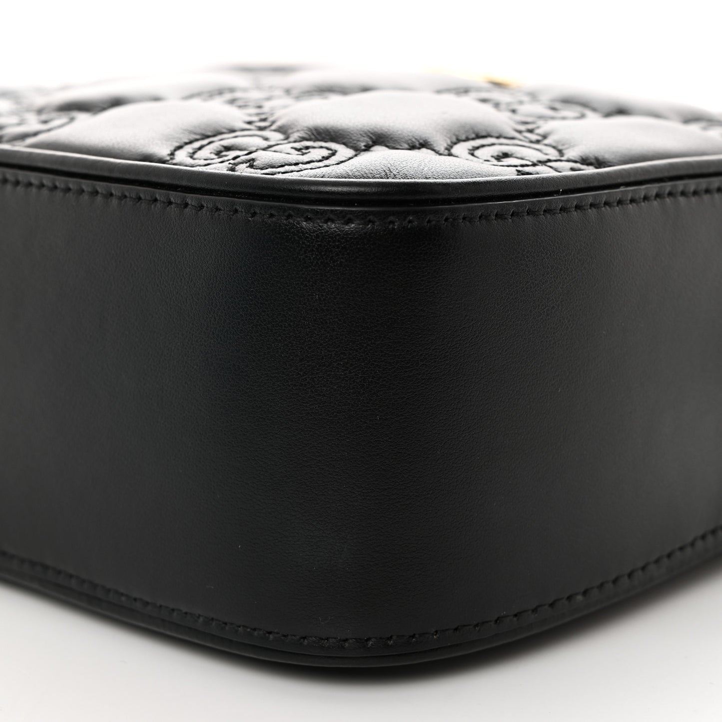 Calfskin GG Matelasse Shoulder Bag Black Natural