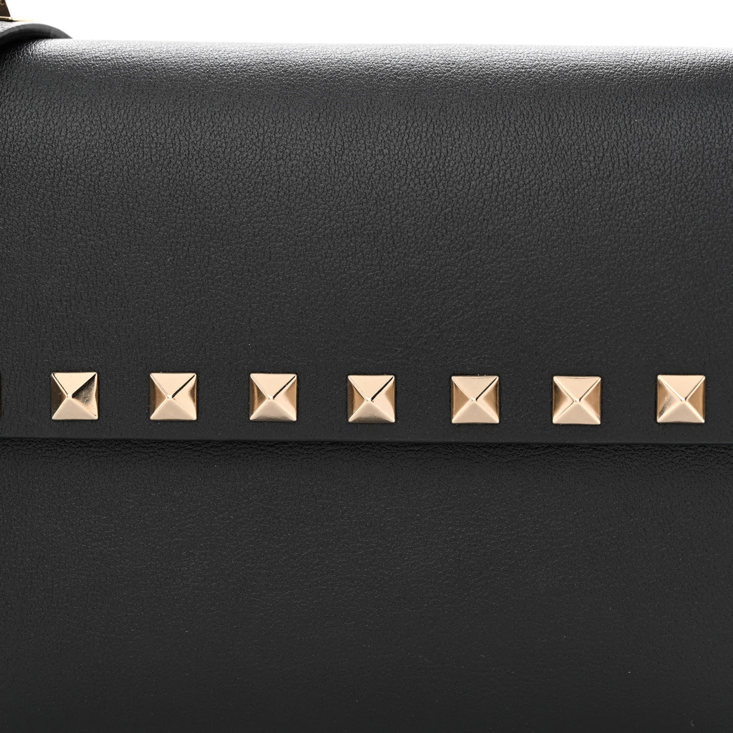 Valentino Garavani Grainy Calfskin Rockstud Crossbody Pouch Black 7 of 10