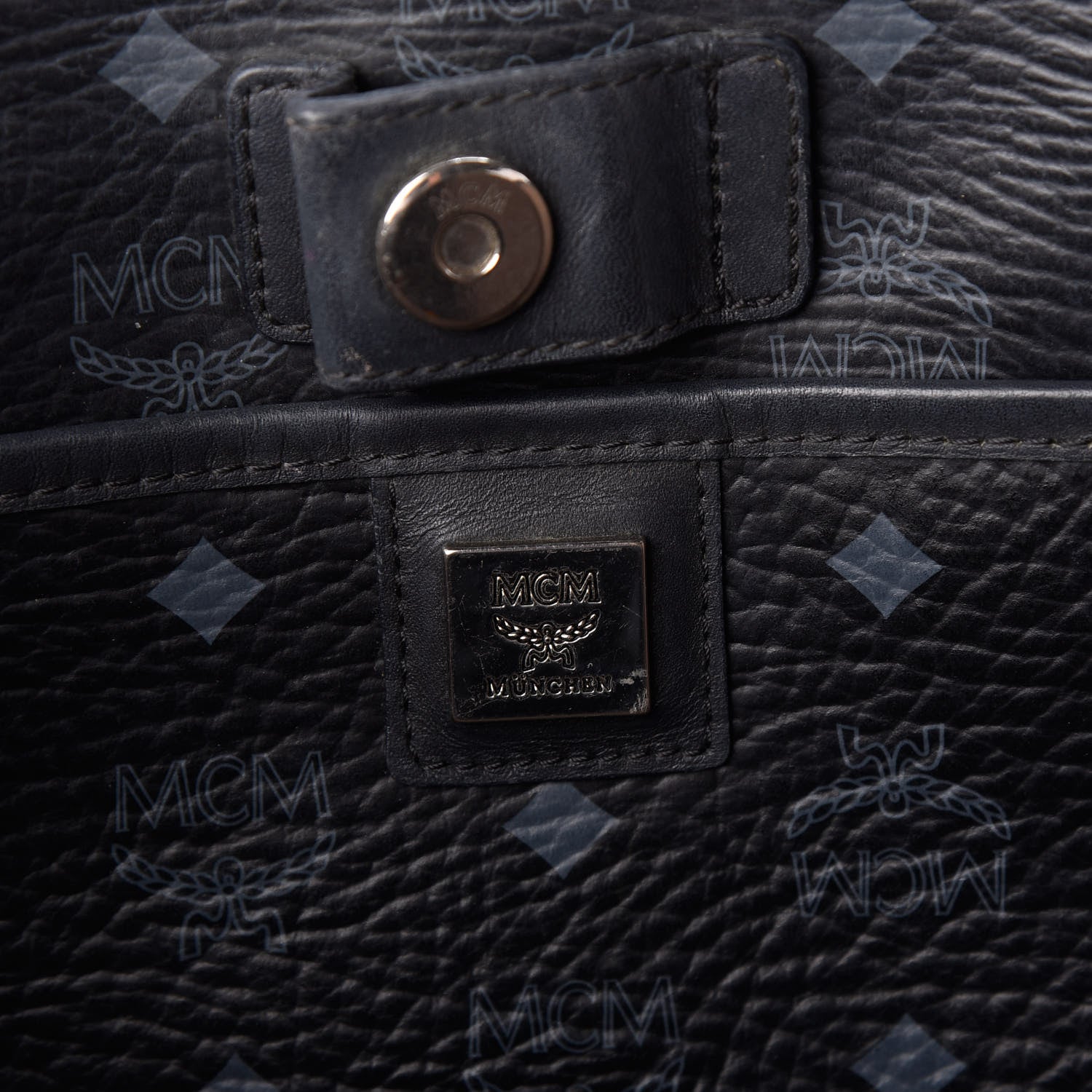 MCM Visetos Shopping Tote Black 7 of 10