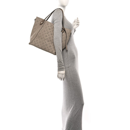 Louis Vuitton Mahina Hina MM Galet 2 of 11