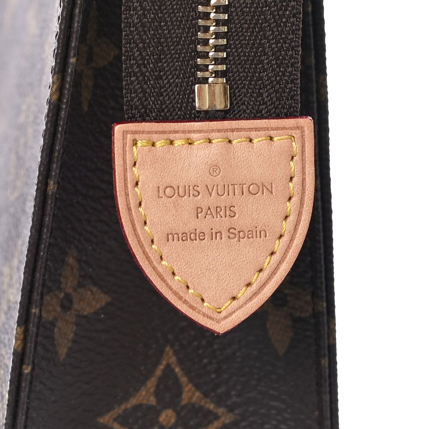 Louis Vuitton Monogram Toiletry Pouch 19 6 of 10