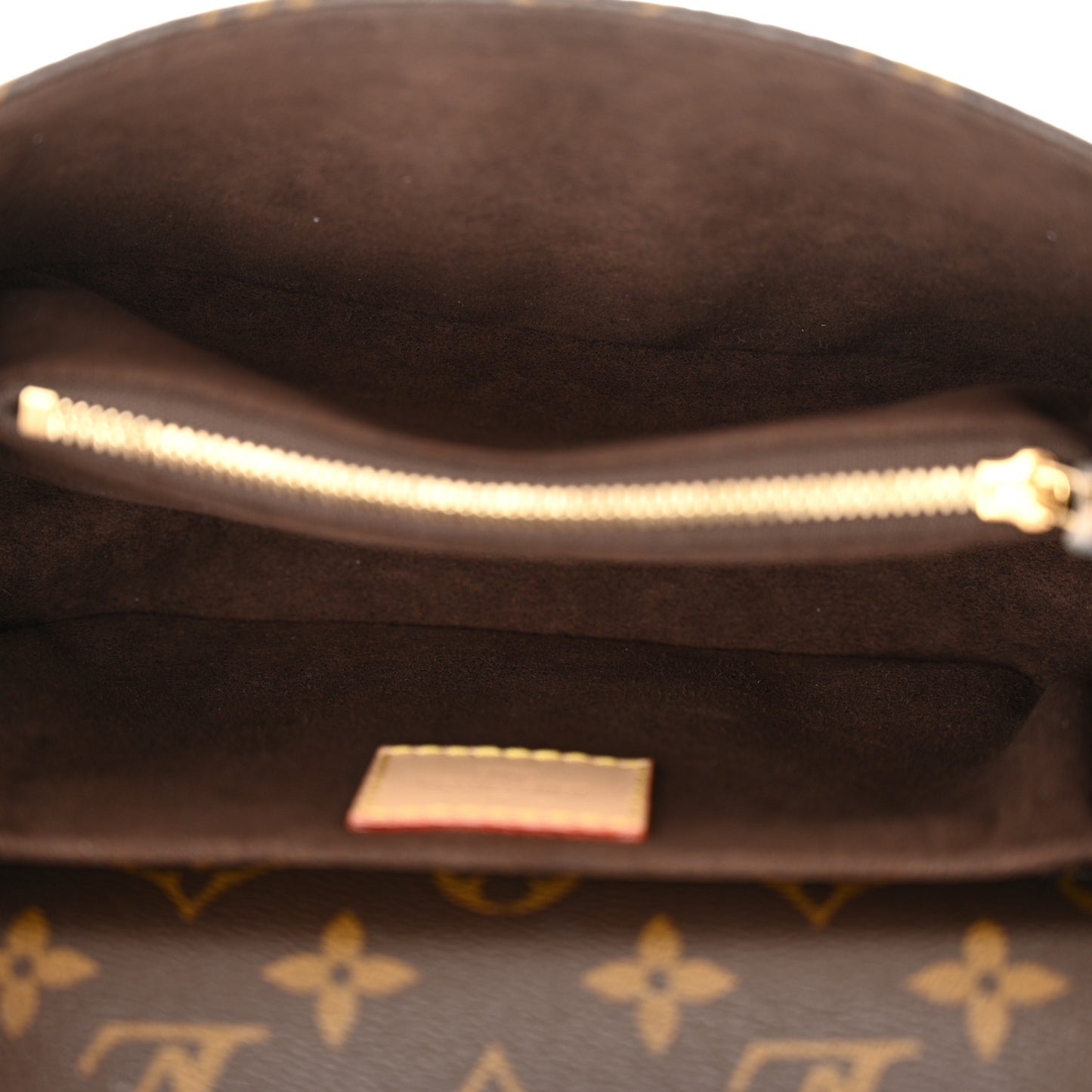 Monogram Pochette Metis East West