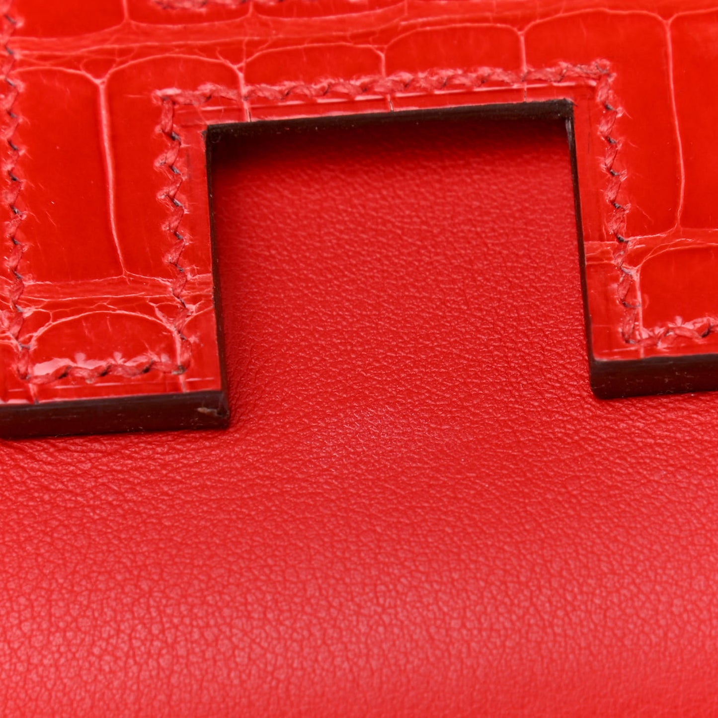 Swift Matte Alligator Jige Elan Touch 29 Clutch Rouge De Coeur