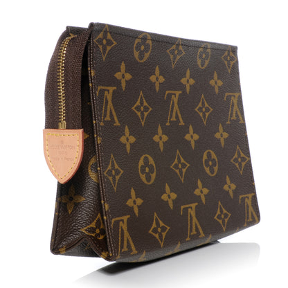 Louis Vuitton Monogram Toiletry Pouch 19 4 of 8