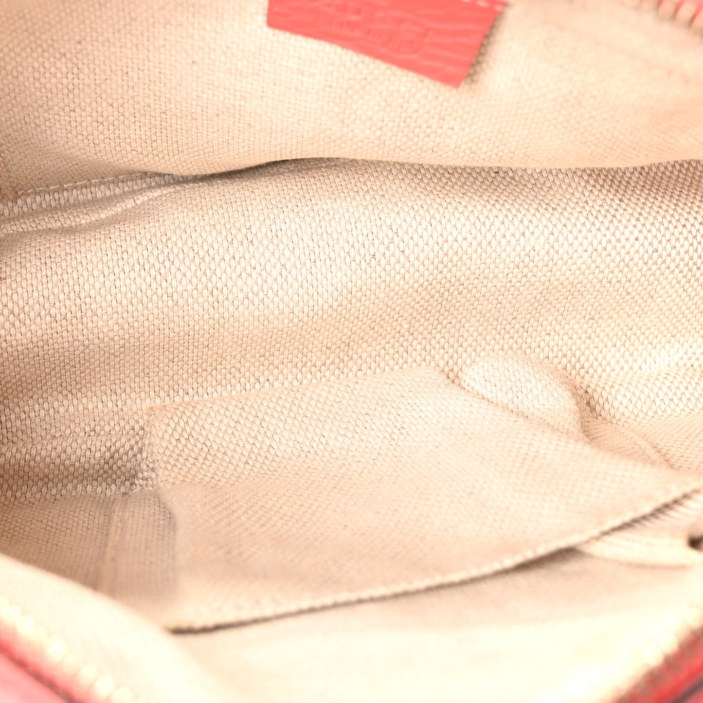 Pebbled Calfskin Small Soho Disco Bag Tabasco Red
