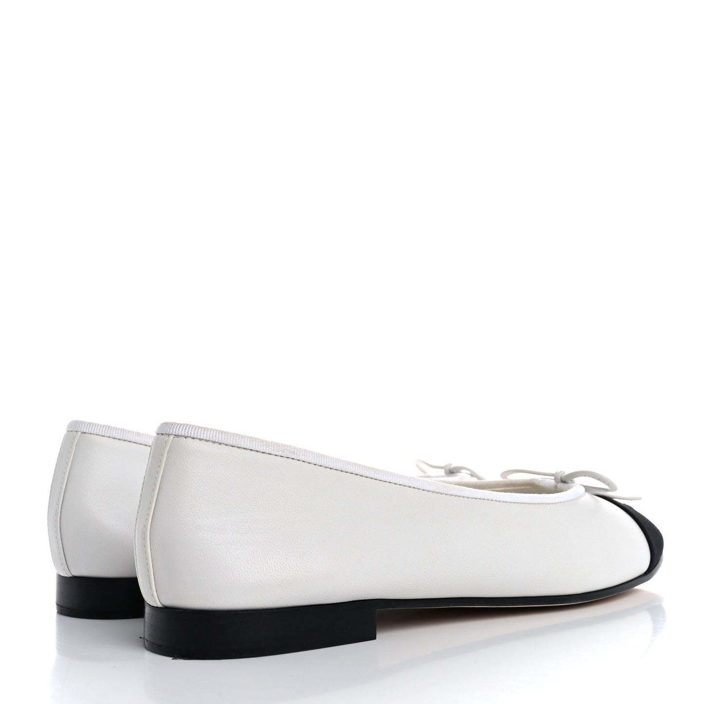 Lambskin Cap Toe CC Ballerina Flats 39 White Black