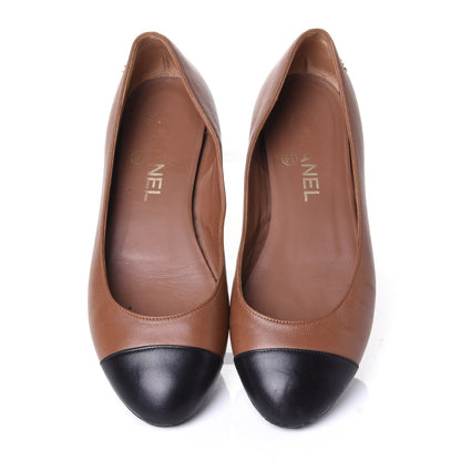 Chanel Lambskin Cap Toe CC Ballerina Flats 35.5 Marron Black 5 of 11
