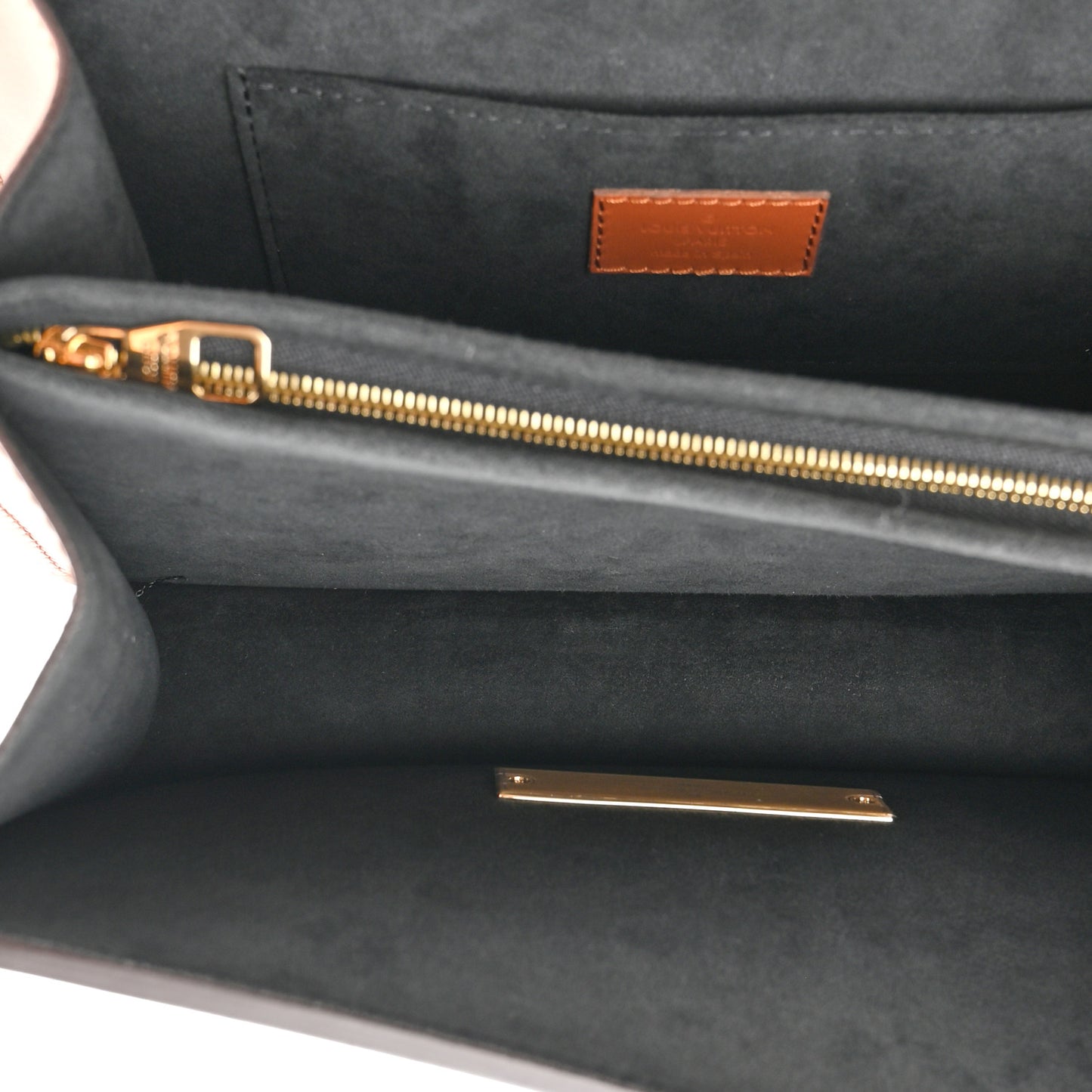 Reverse Monogram Dauphine MM