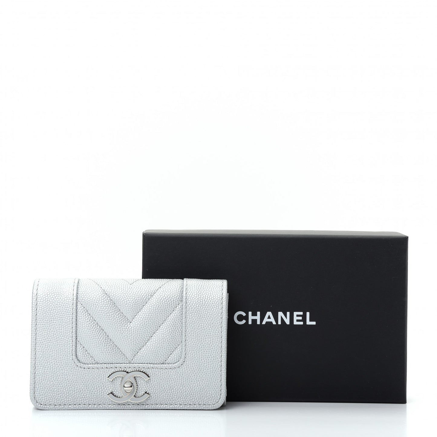 Metallic Caviar Chevron Quilted Vintage Mademoiselle Flap Card Holder Silver