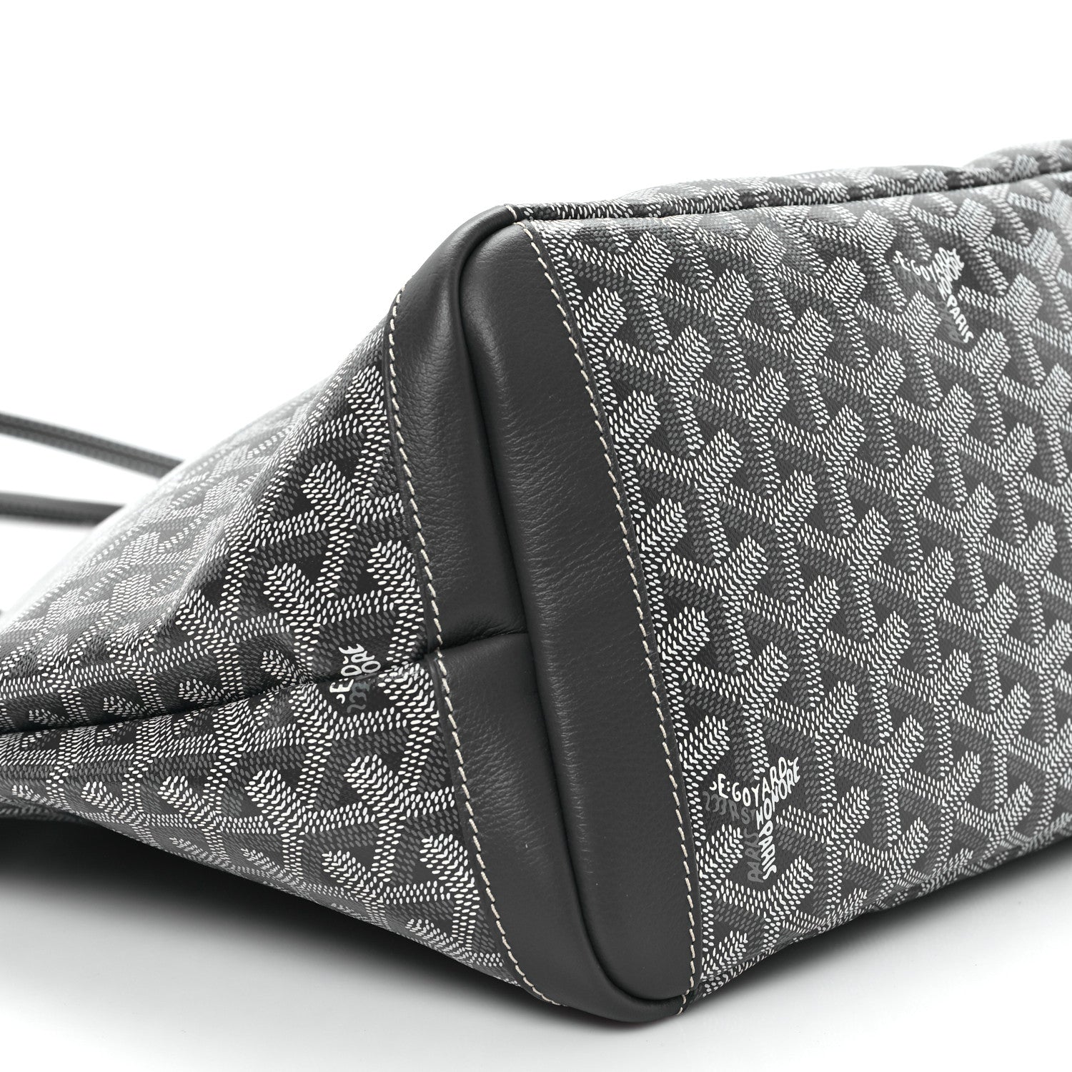 Goyard Goyardine Artois MM Grey 9 of 11
