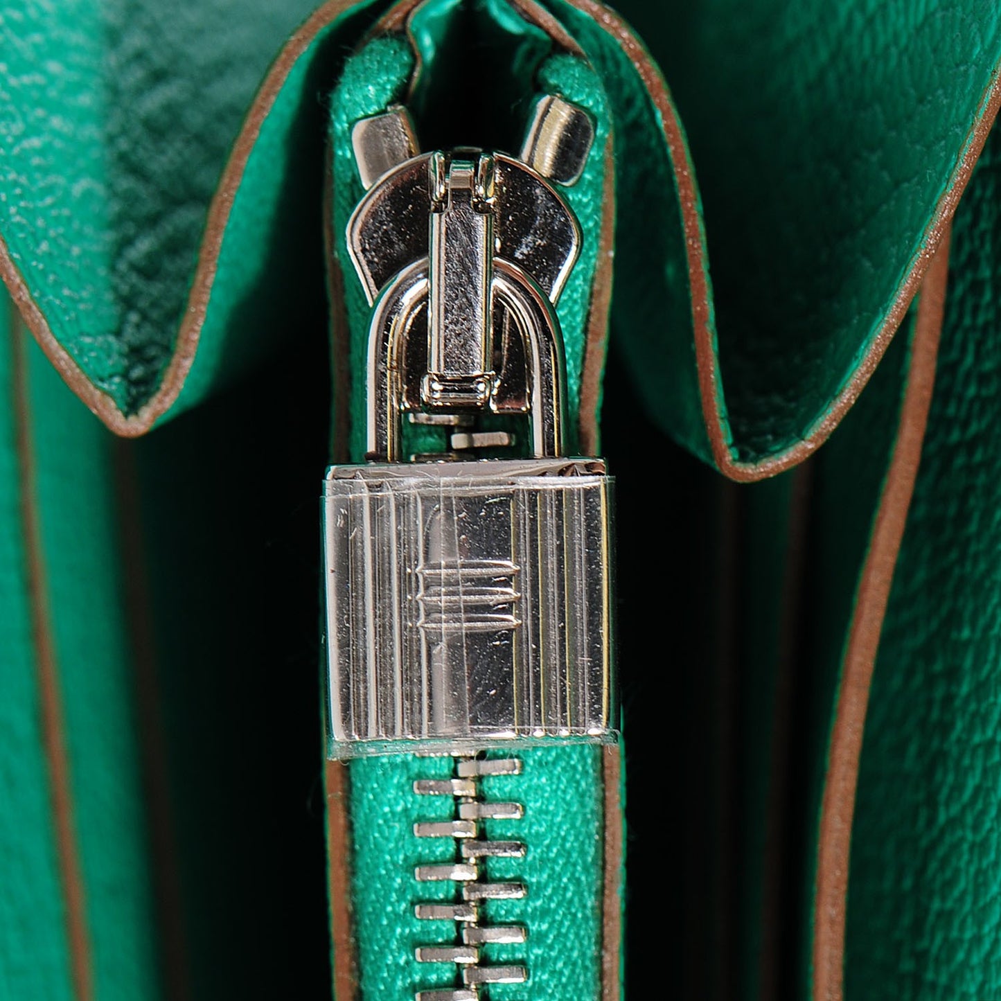 Chevre Mysore Kelly Longue Wallet Menthe
