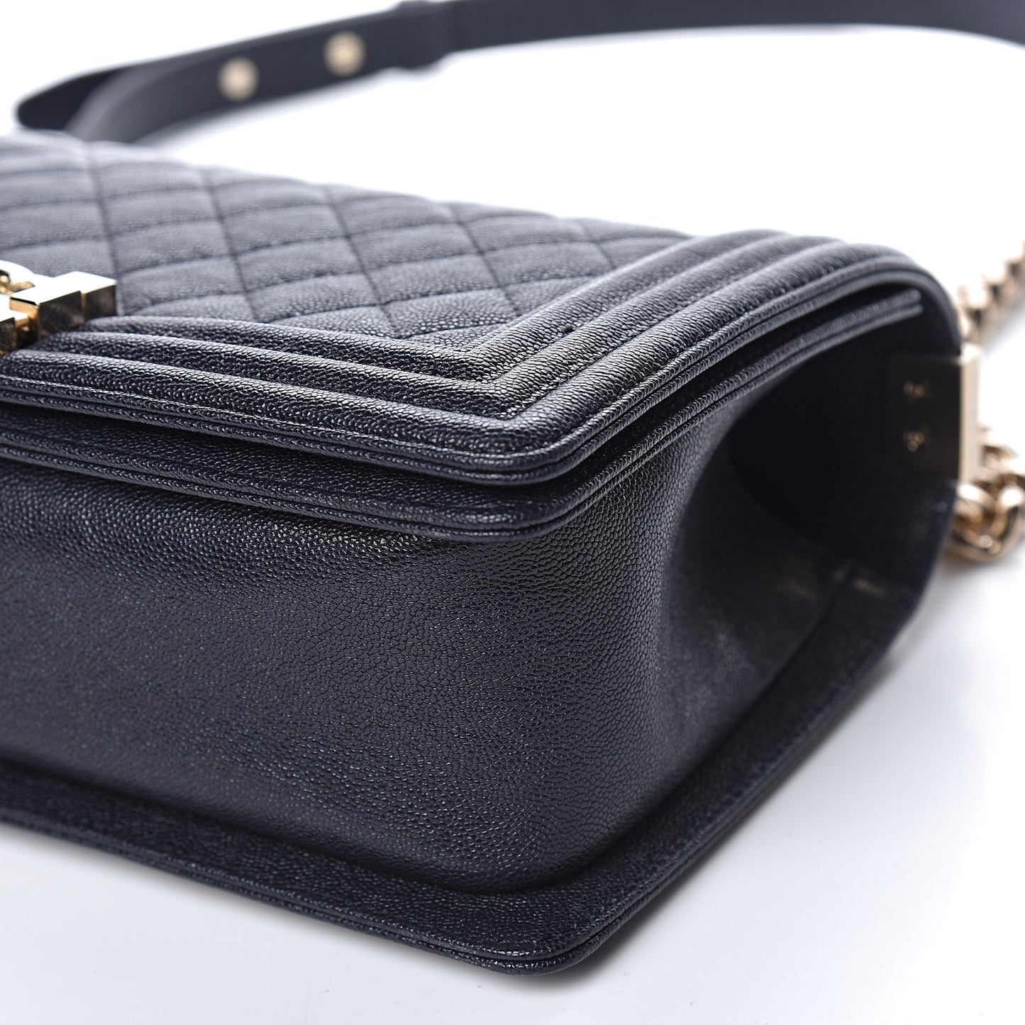 Caviar Quilted Medium Boy Flap Navy