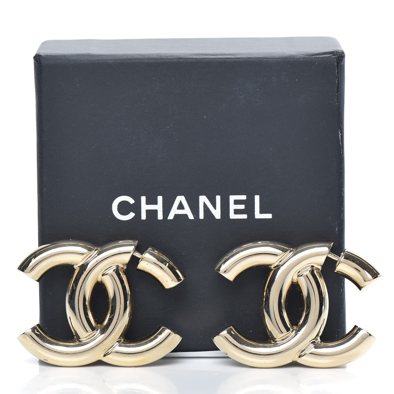 Chanel Metal Large CC Earrings Light Gold 6 of 6