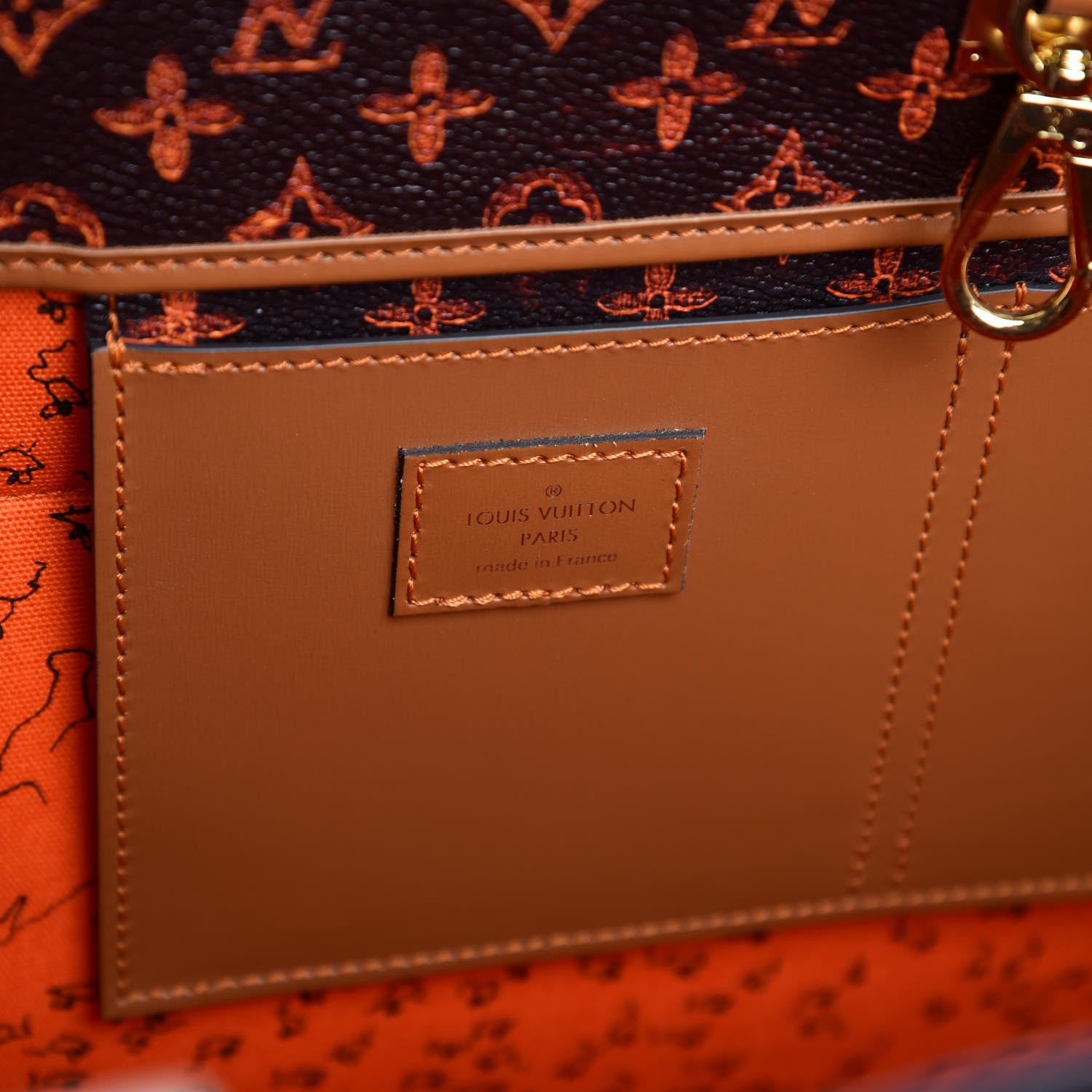 Louis Vuitton Calfskin Catogram City Steamer Cabas XXL Orange Marron 7 of 10