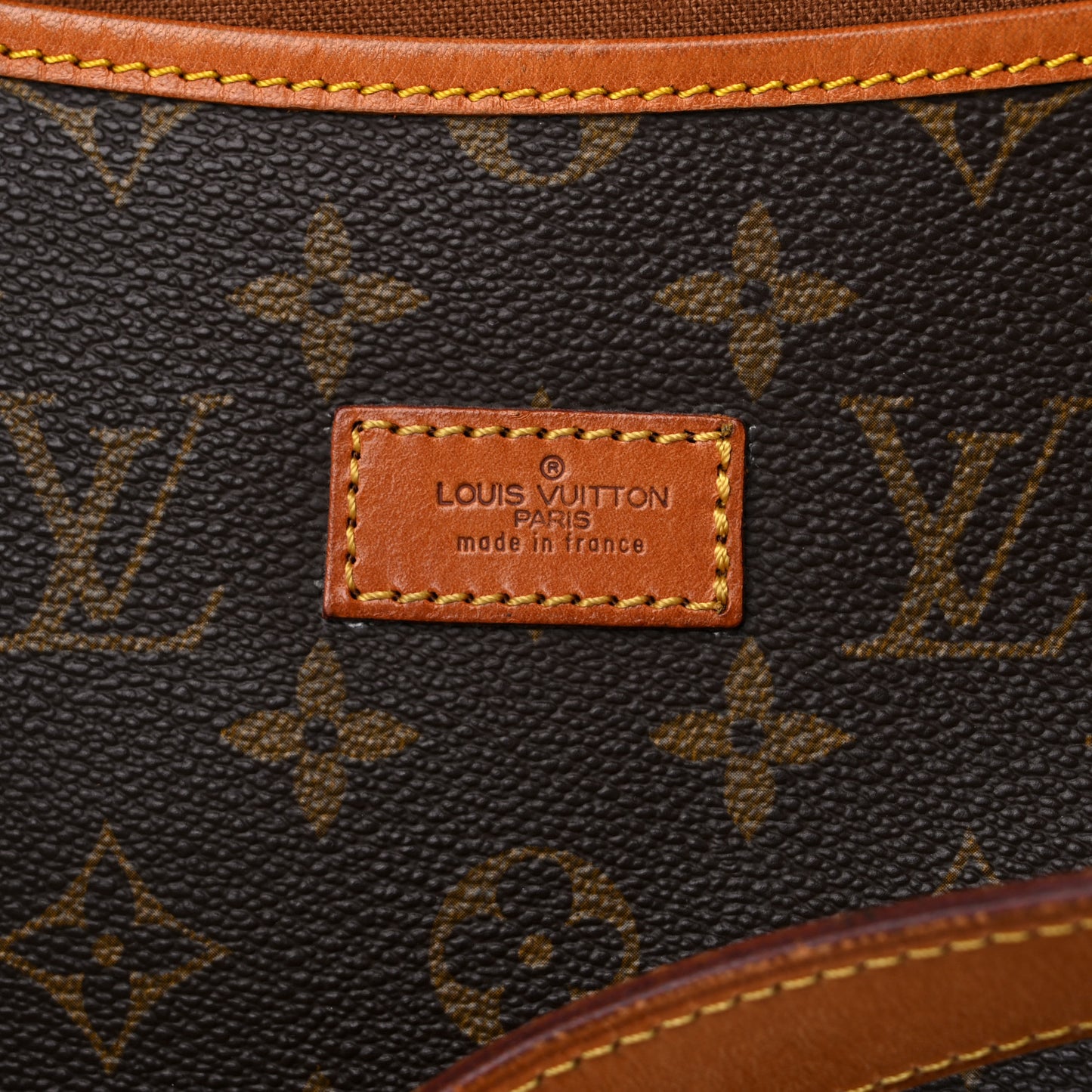 Monogram Saumur 35