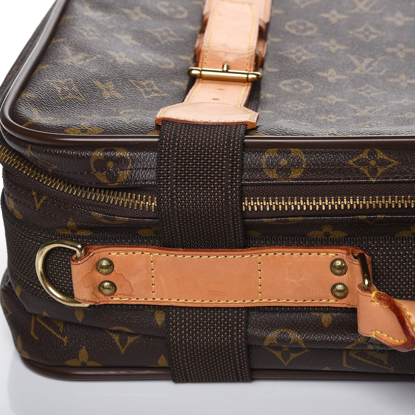 Monogram Satellite 53
