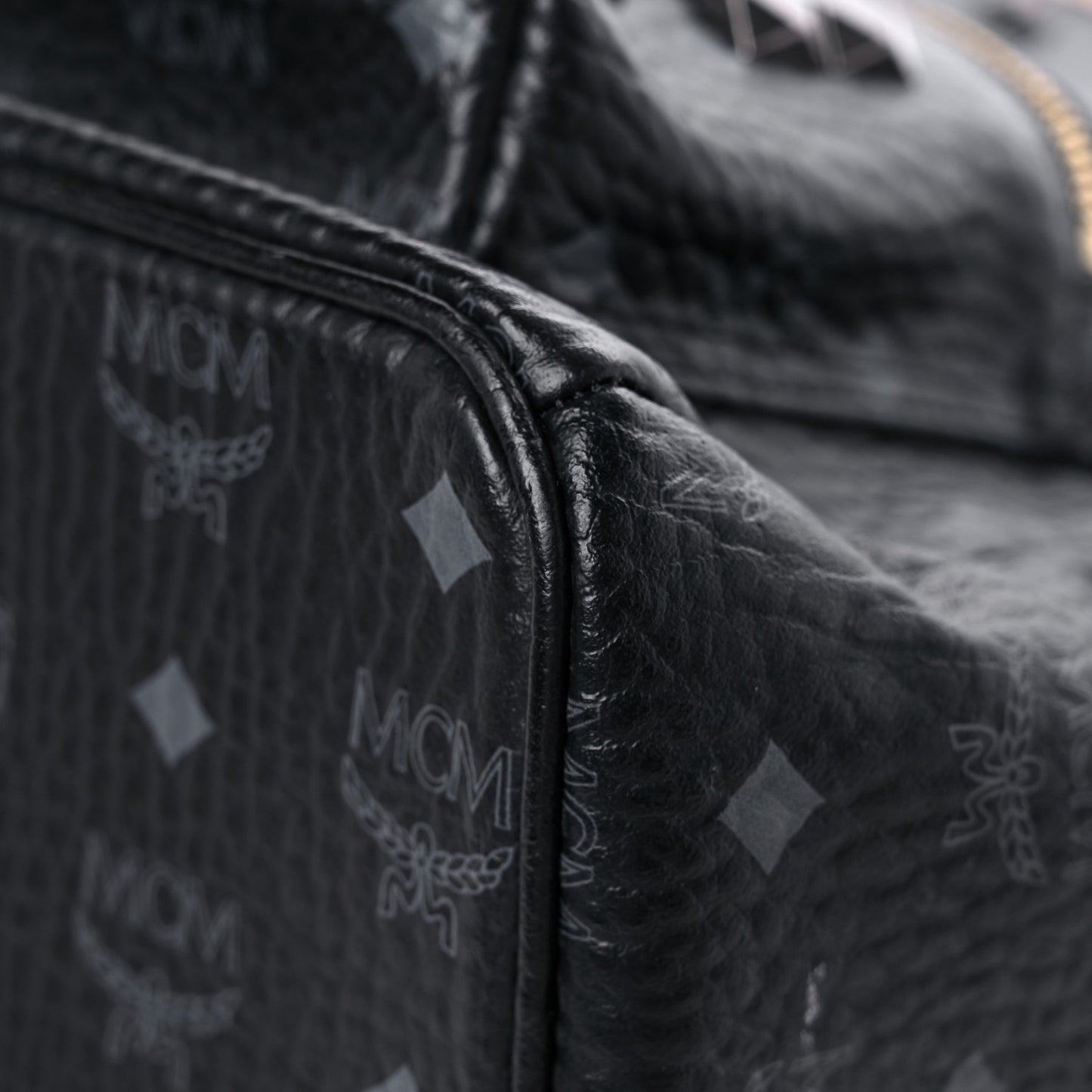 Visetos Studded Medium Stark M Backpack Black
