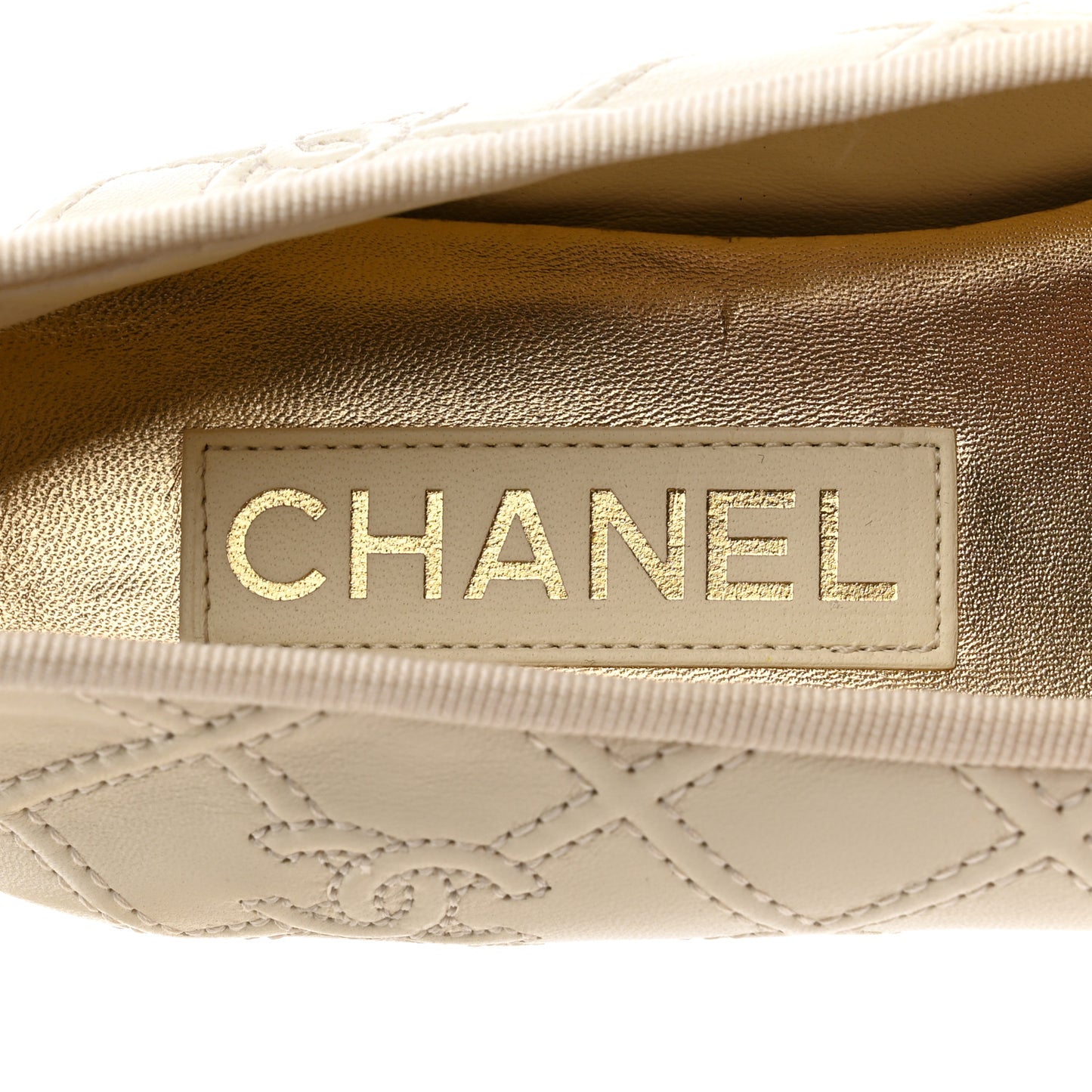 Lambskin Patent Double Stitched CC Cap Toe Ballerina Flats 39 Ivory Black