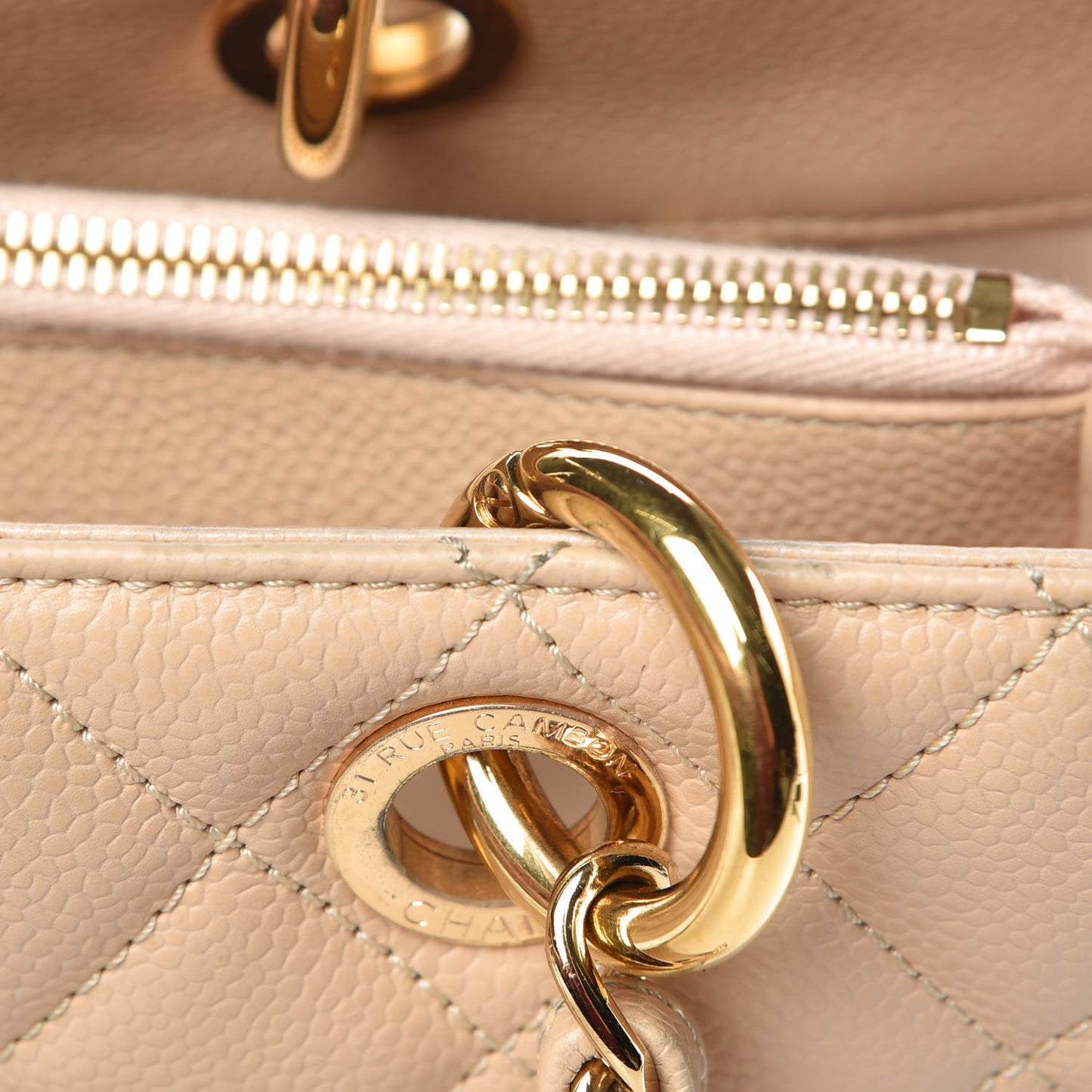 Caviar Quilted Grand Shopping Tote GST Beige Clair