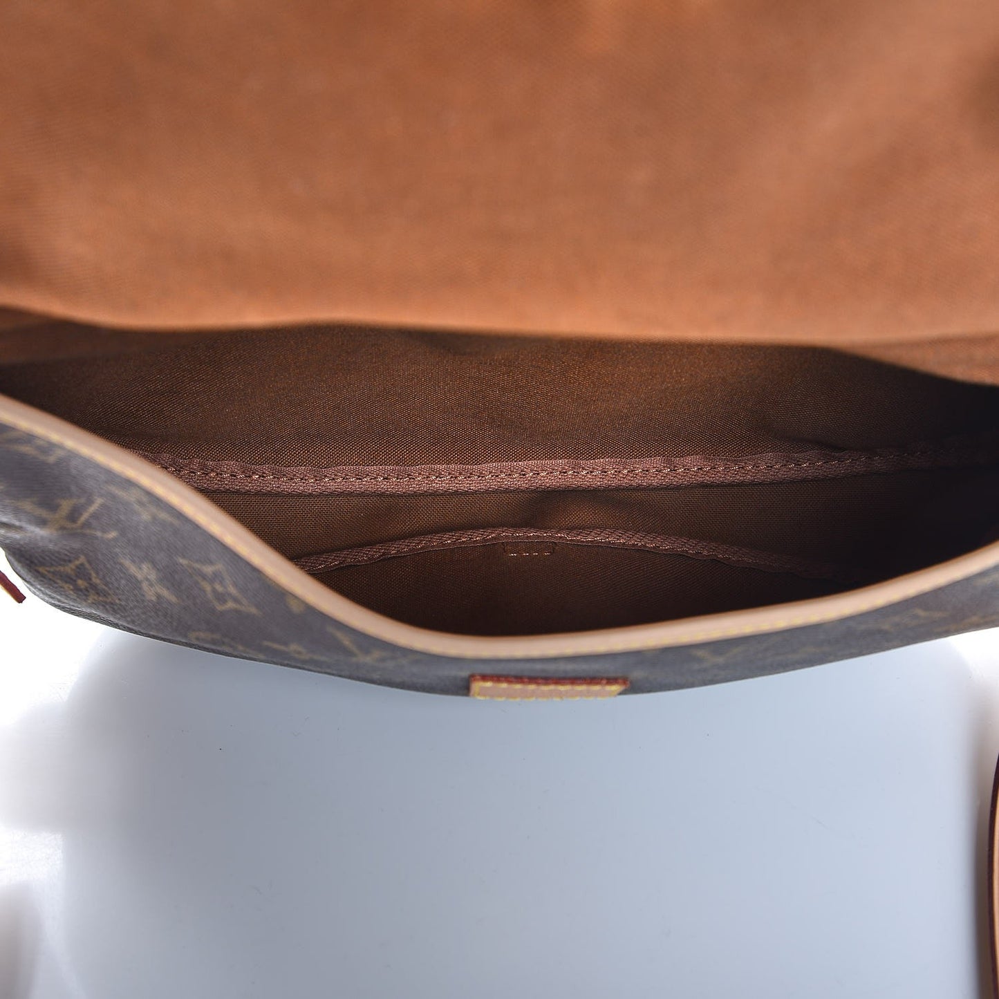Monogram Saumur 30