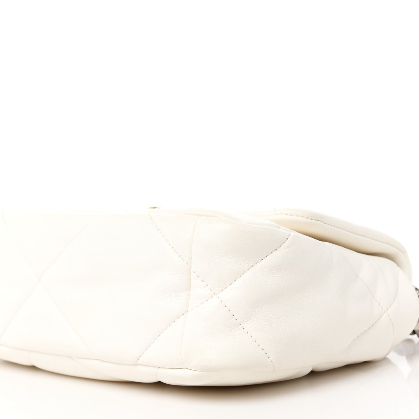 Lambskin Quilted Medium Chanel 19 Flap White