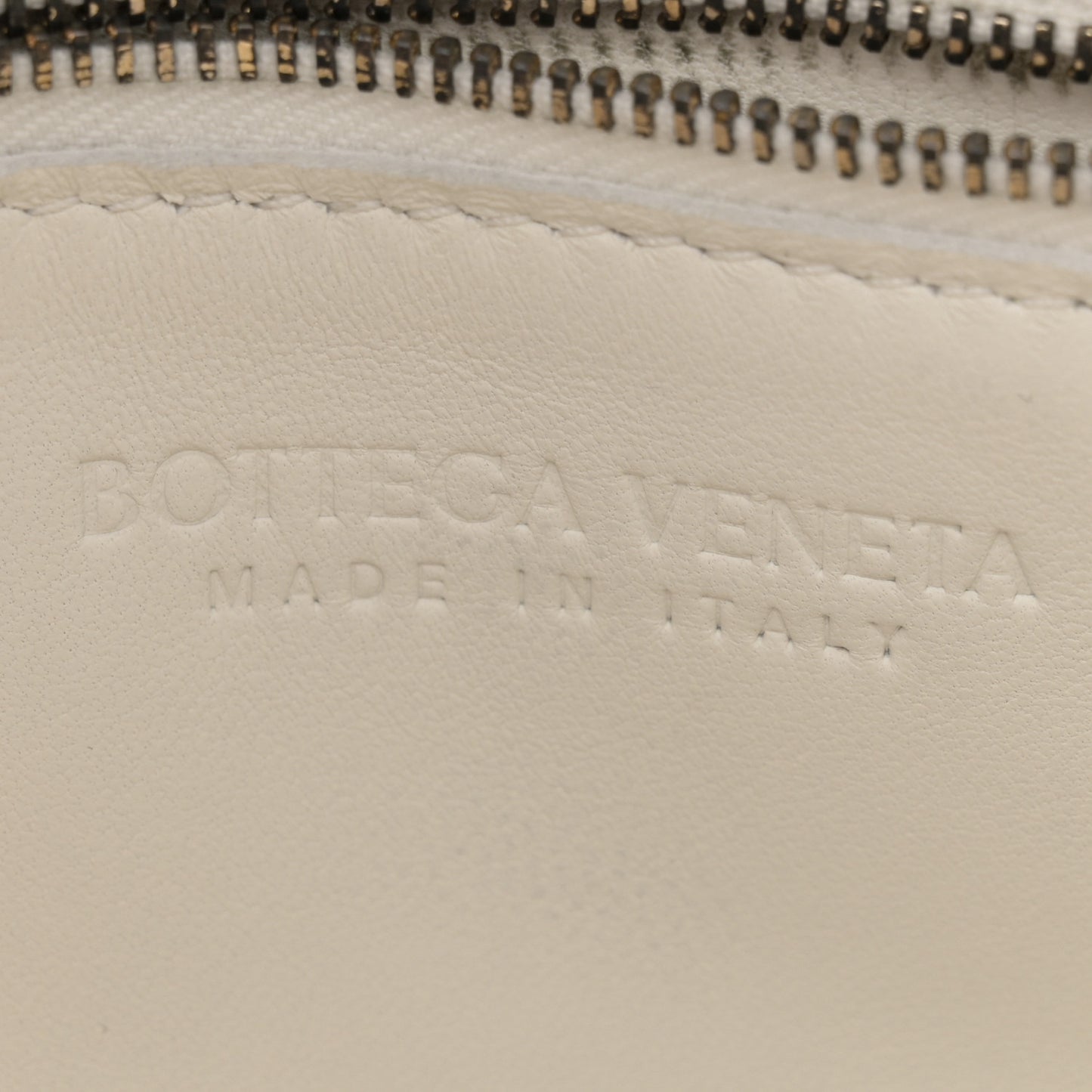 Lambskin Maxi Intrecciato Cassette Crossbody Bag White