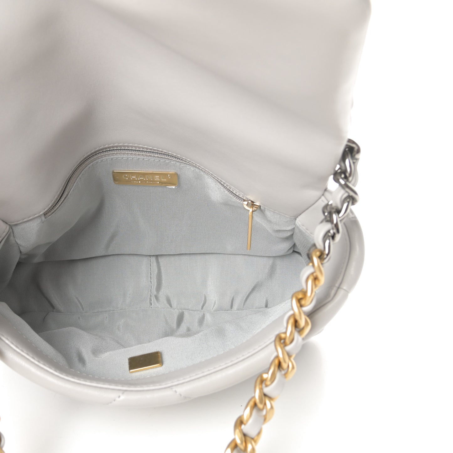 Lambskin Quilted Medium Chanel 19 Flap Grey