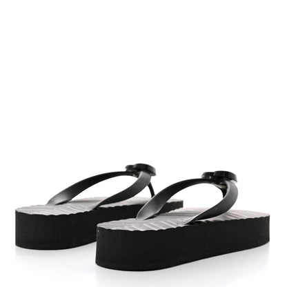 Gucci Rubber Chevron Womens GG Thong Sandals 38 38 Black 4 of 9