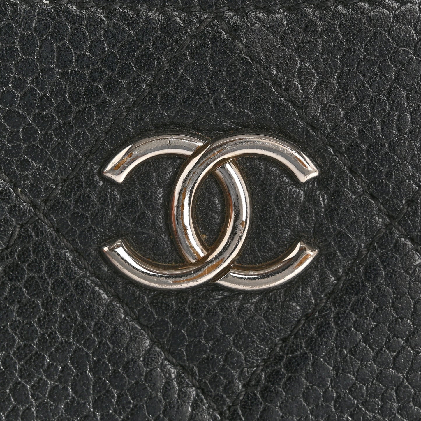 Caviar Quilted Card Holder Black