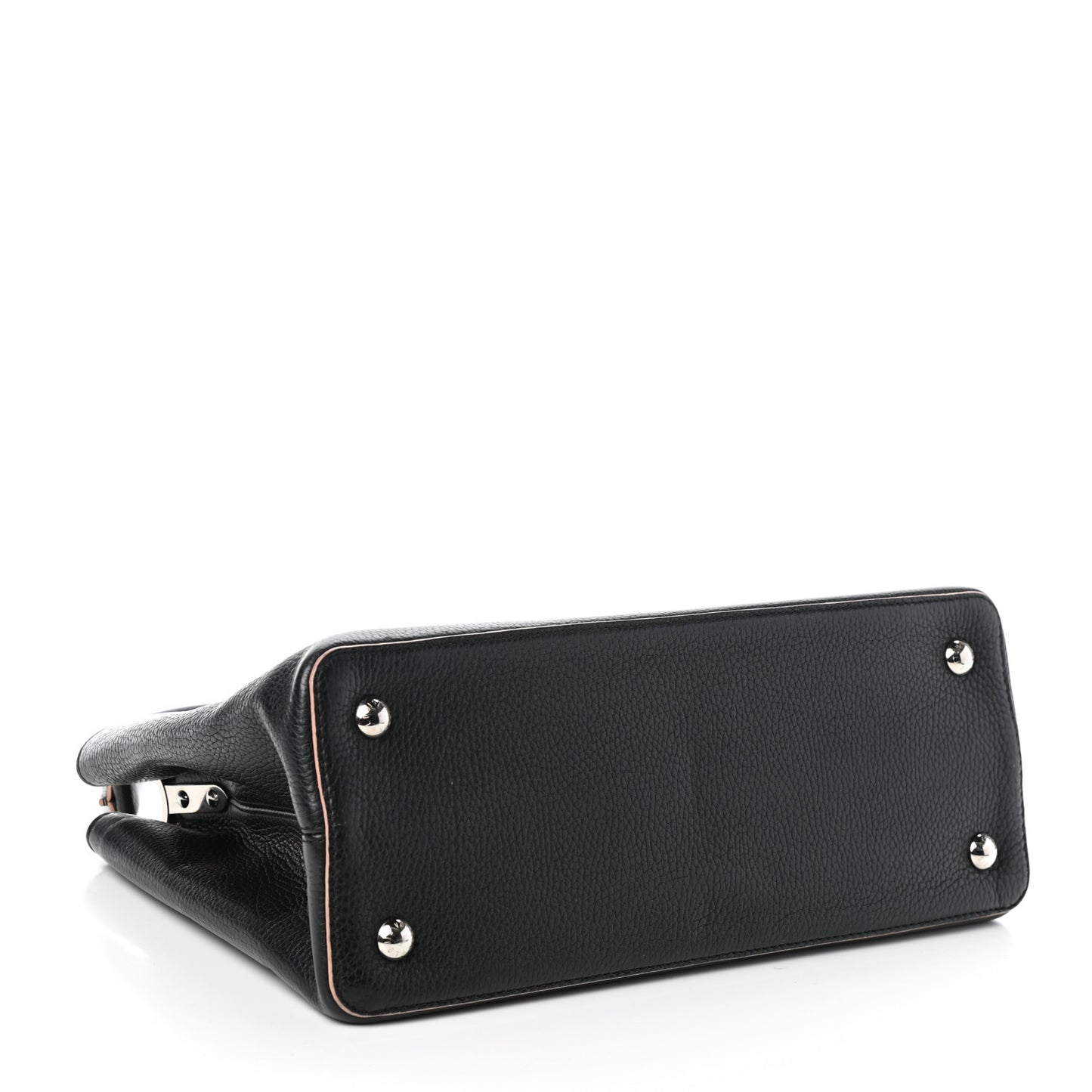 Taurillon Capucines MM Black Petale