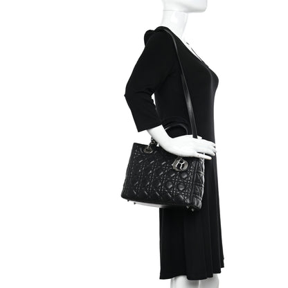 Christian Dior Lambskin Cannage Medium Lady Dior Black 2 of 15