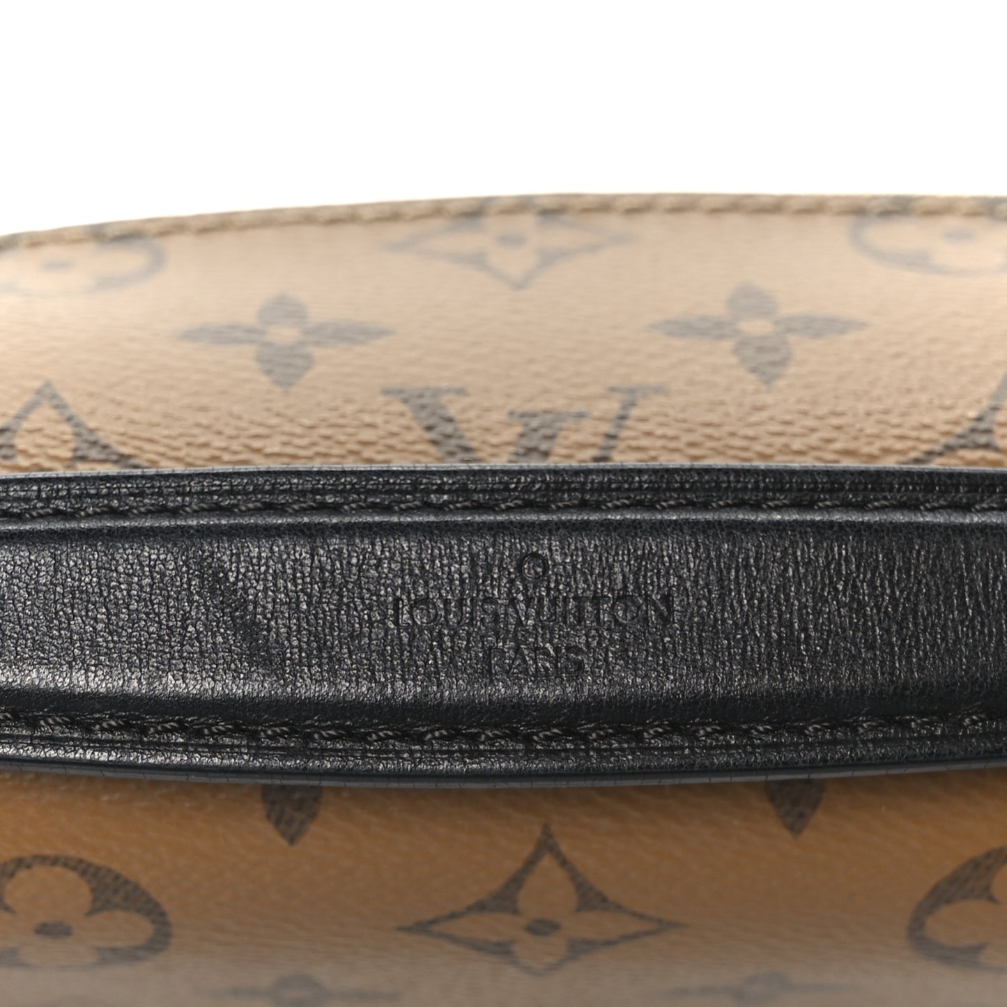 Reverse Monogram Pochette Metis