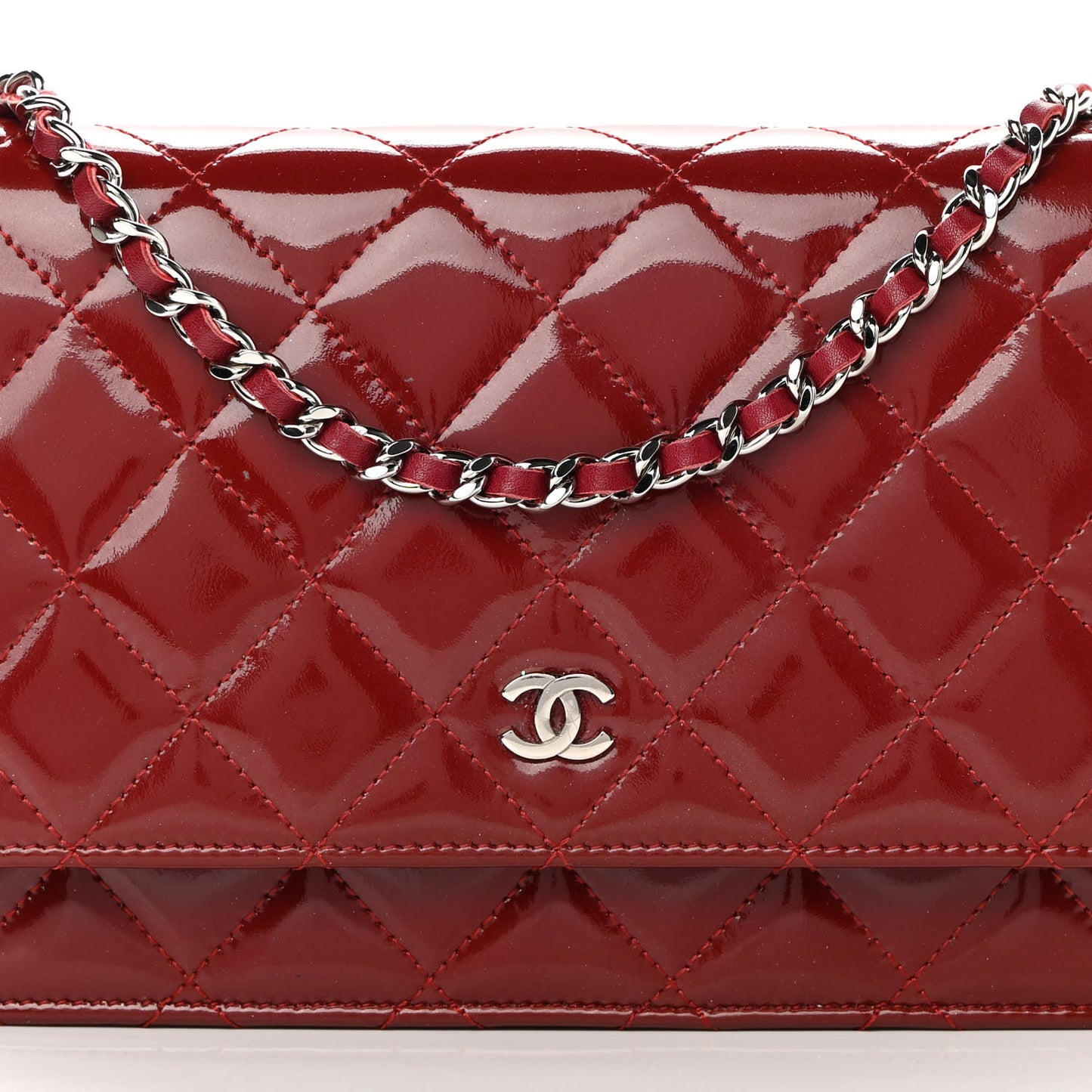 Patent Quilted Wallet On Chain WOC Red