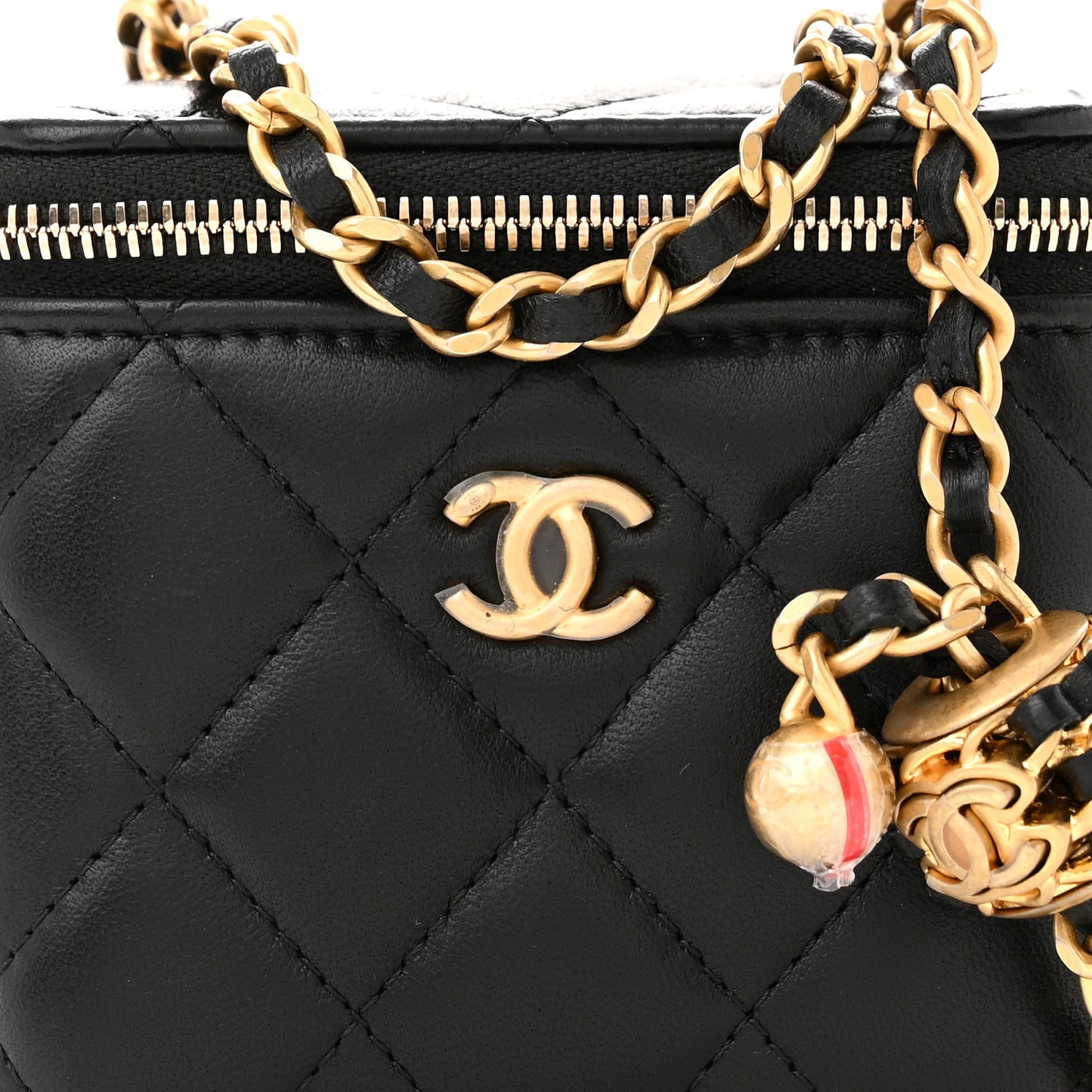 Lambskin Quilted Mini Pearl Crush Vanity Case With Chain Black
