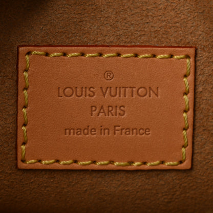 Louis Vuitton Monogram Loop 6 of 9