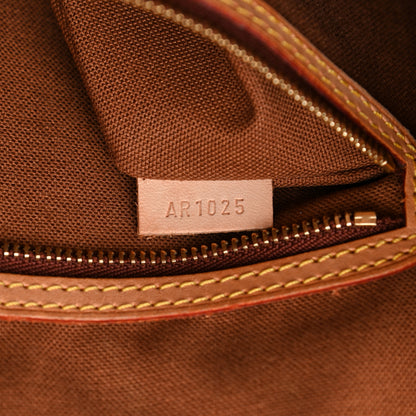 Louis Vuitton Monogram Batignolles Horizontal 7 of 12