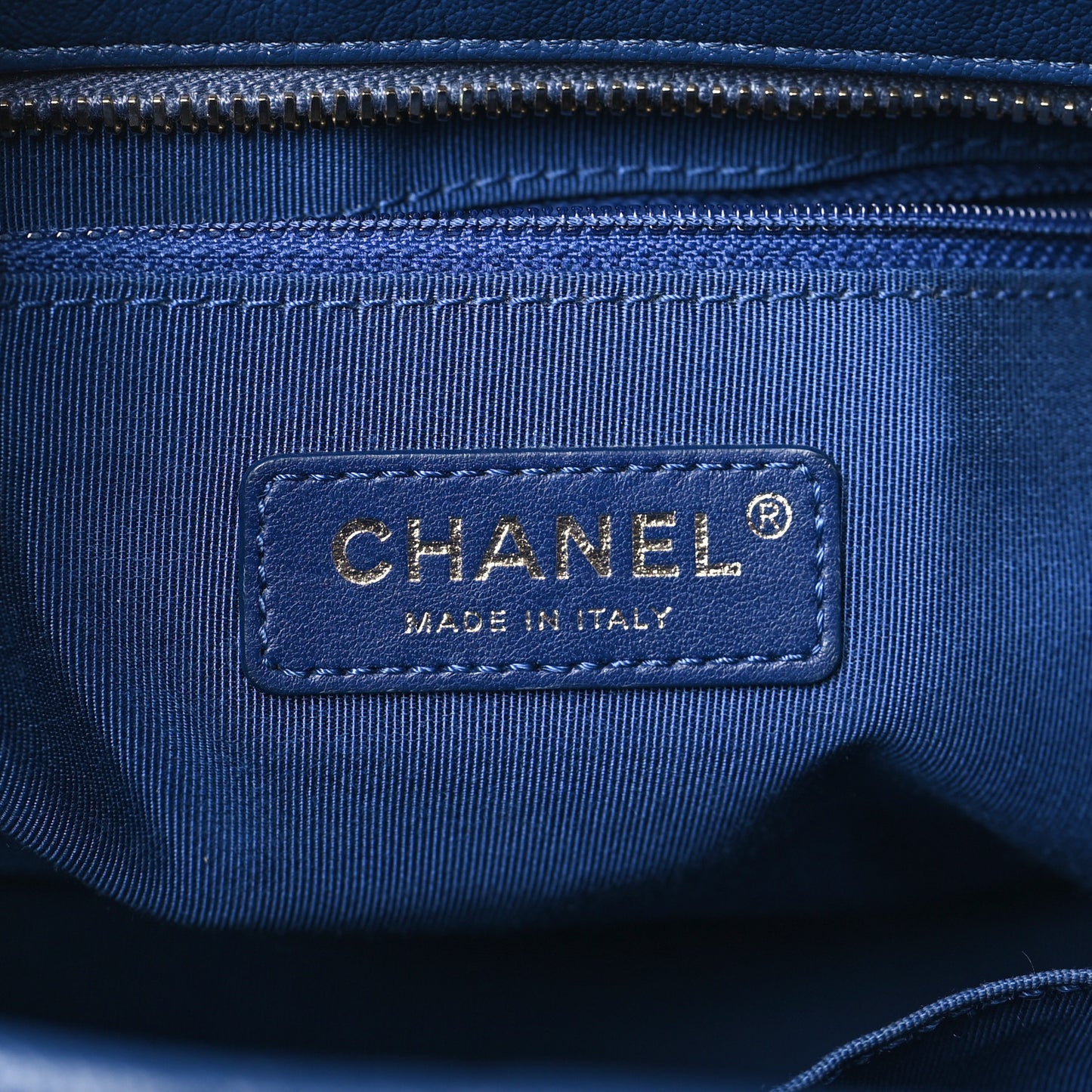 Patent Goatskin Quilted Medium Gabrielle Hobo Blue