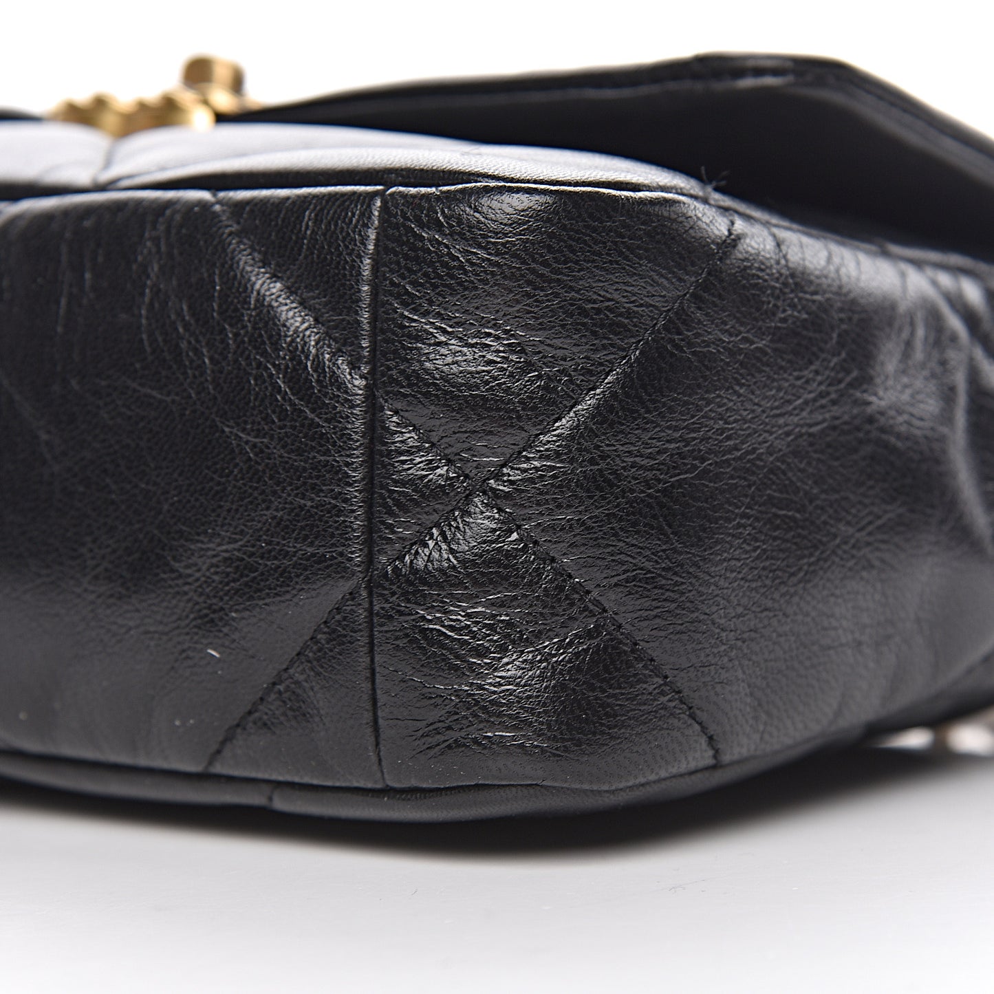 Lambskin Quilted Medium 19 Flap Black