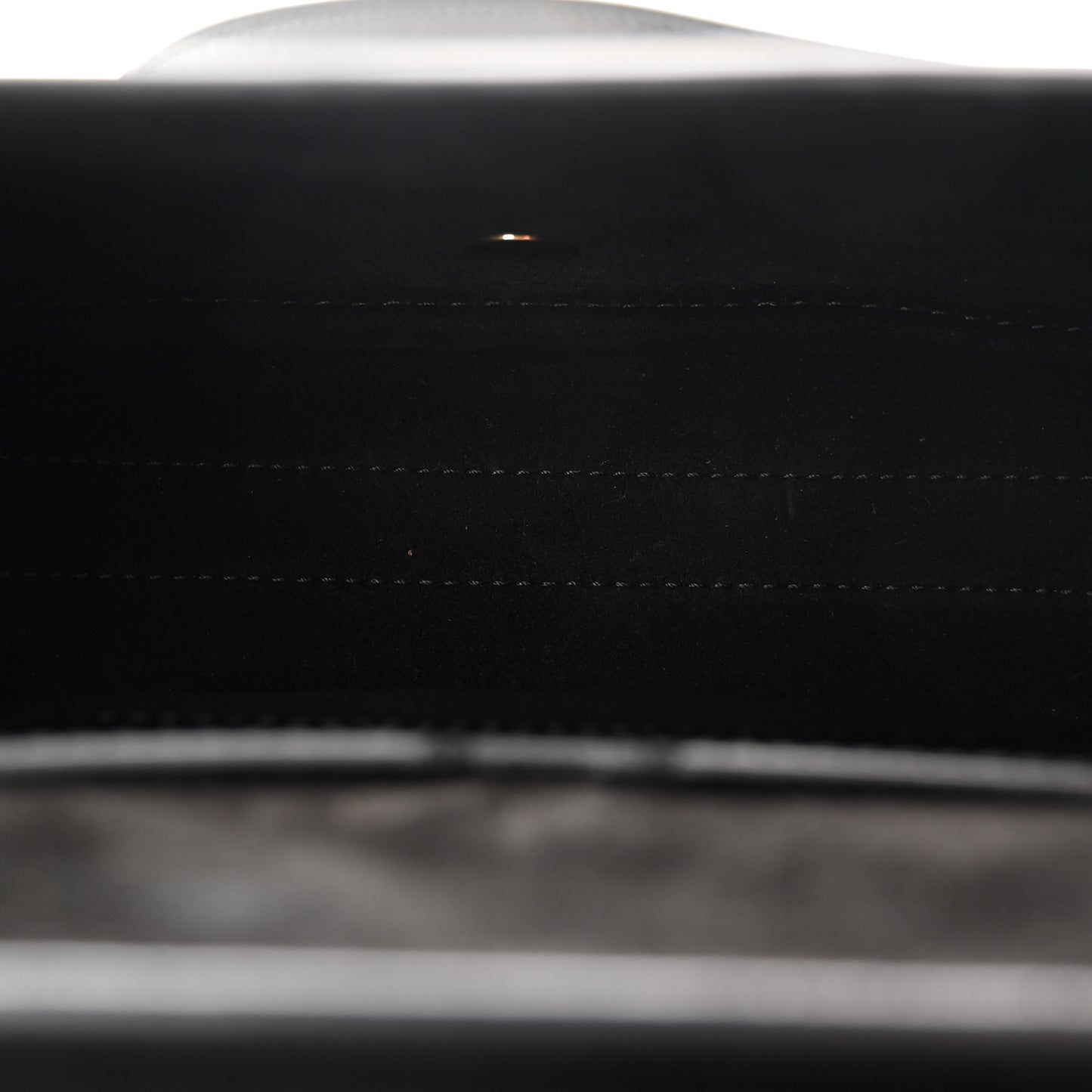 Box Calfskin Medium Bobby Flap Black