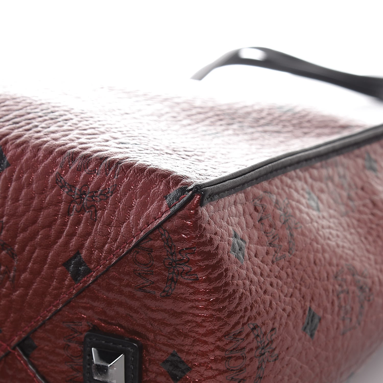MCM Metallic Visetos Medium Kira North South Shopper Tote Scooter Red 12 of 14