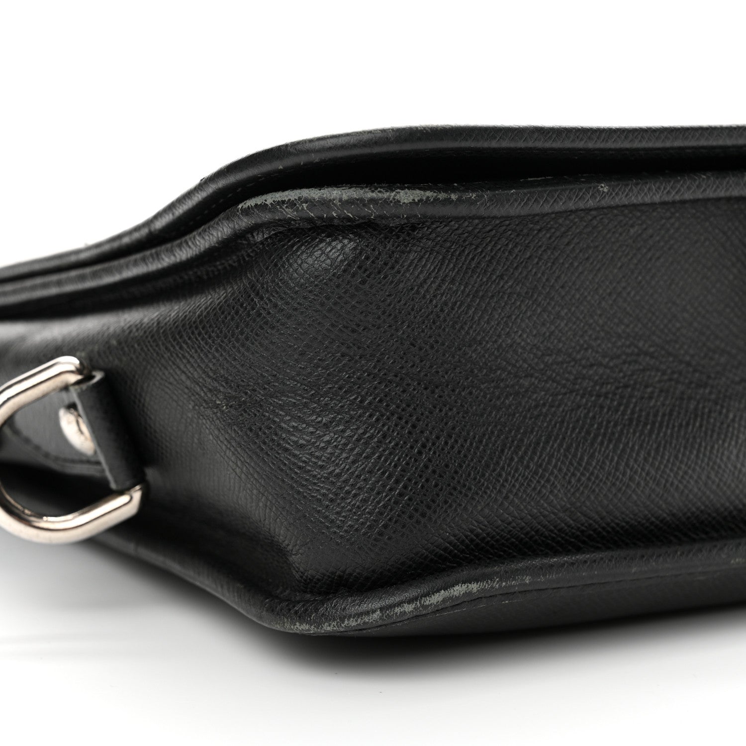 Louis Vuitton Taiga Andrei Ardoise 9 of 31